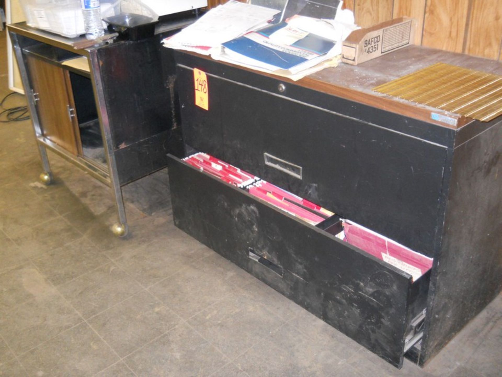 Lot - Lateral File Cabinet & Rolling Table - Image 2 of 2