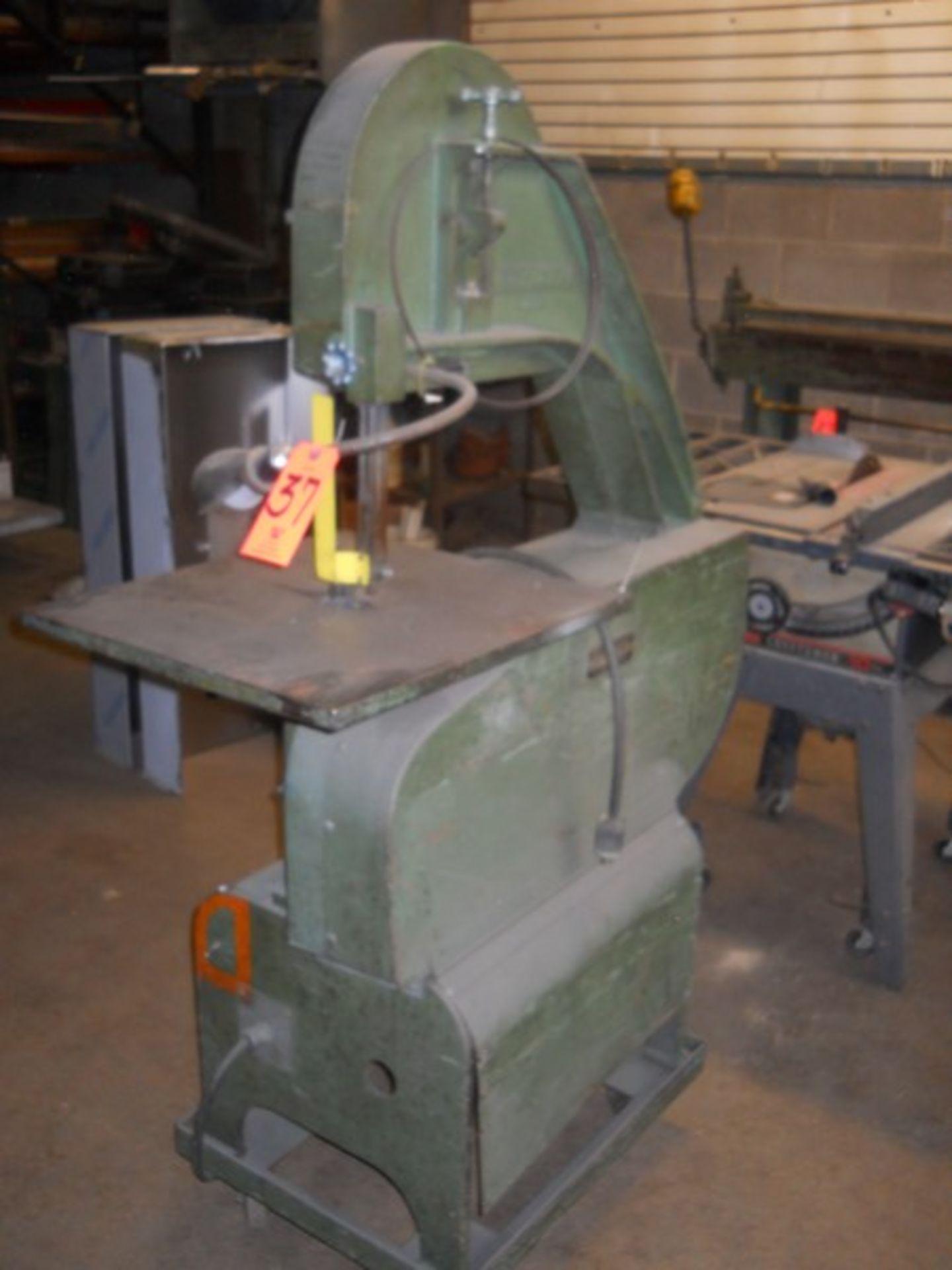 Lockformer Model 24-S Bett-Marr Vertical Band Saw, S/N: 3211; with 24 in. Throat, on Portable Stand - Image 5 of 7