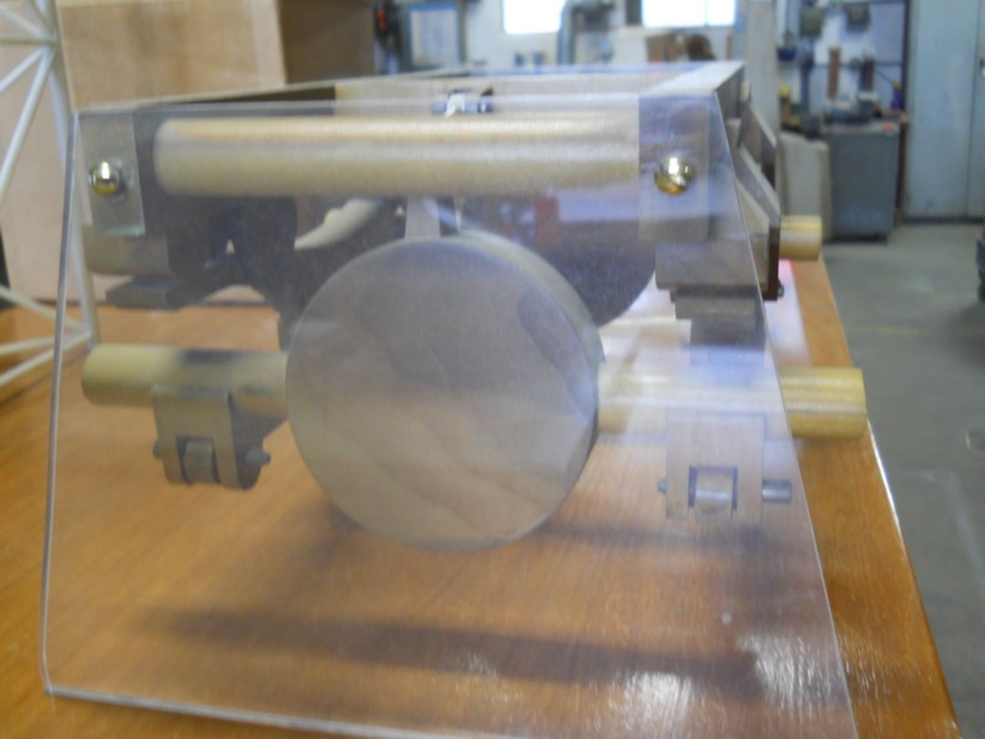 Lot - Wooden Physics Model - Image 3 of 4