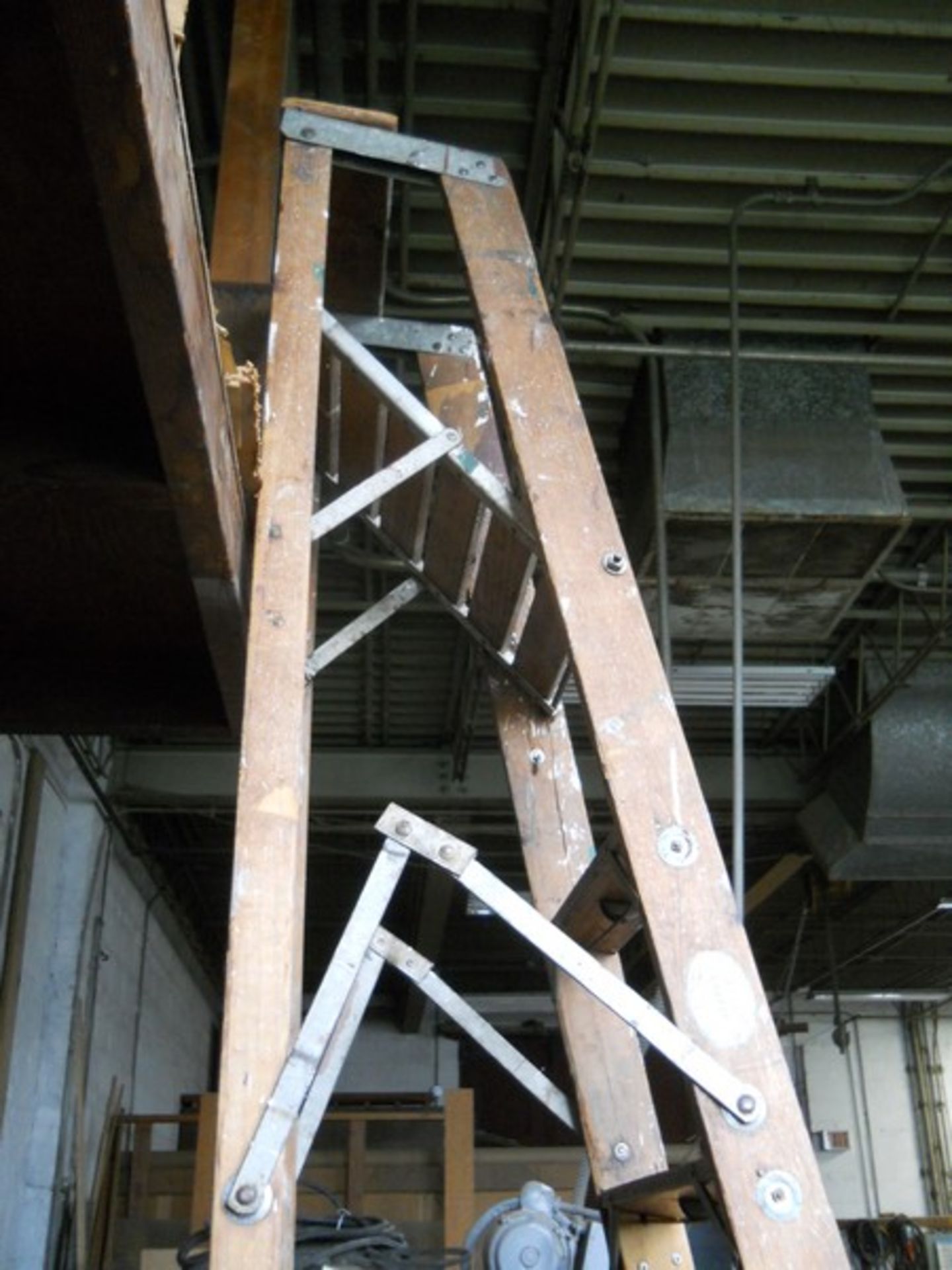 Shop Ladder - Image 2 of 4