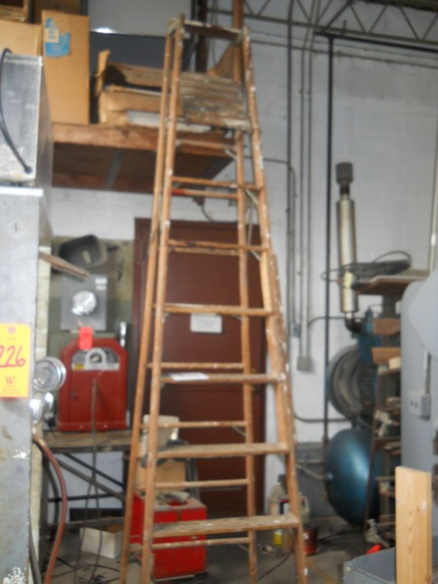Shop Ladder