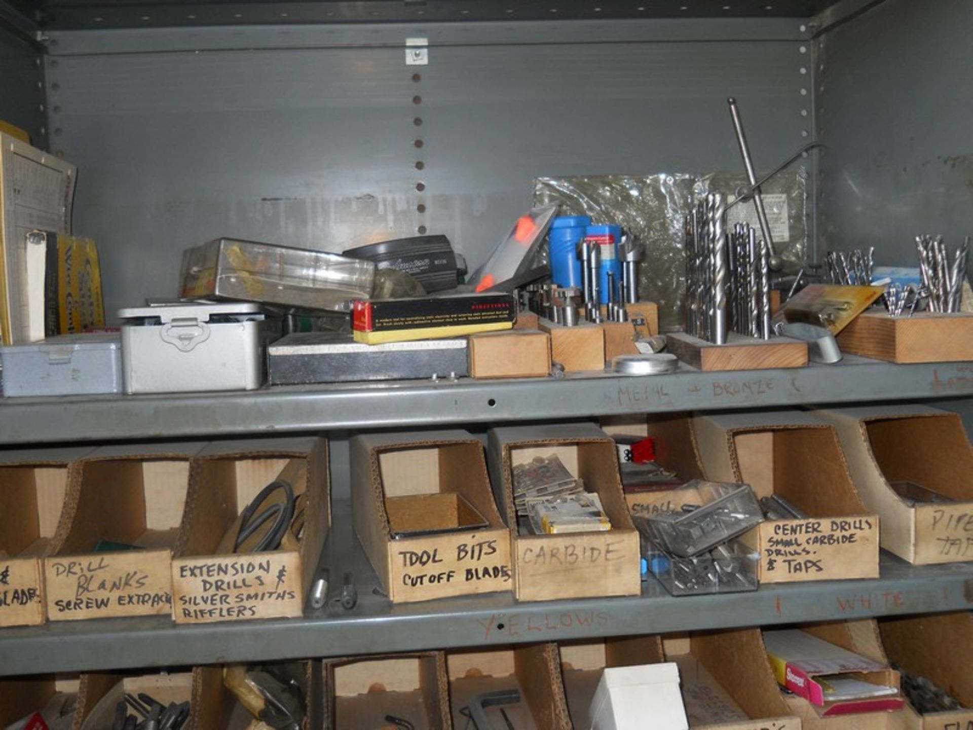 Lot - Shop Cabinet & Contents - Image 4 of 7