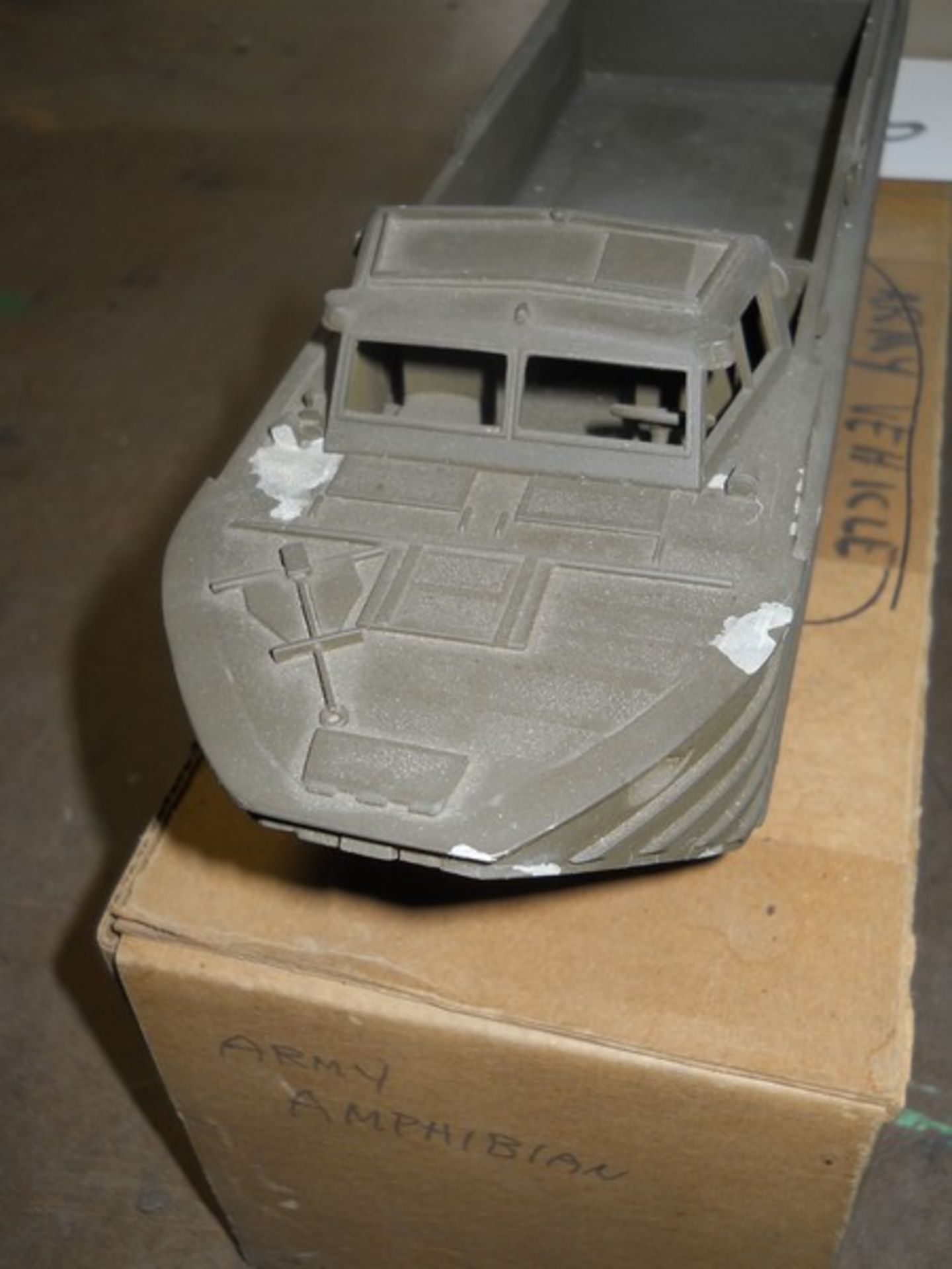 Model Amphibious Vehicle - Image 2 of 4