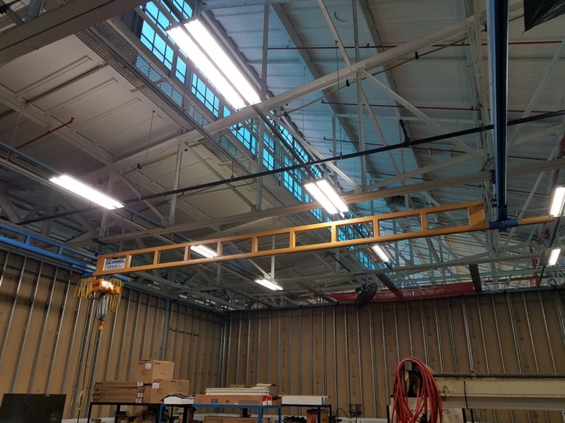 Gorbel 1/2-Ton Bridge Crane, approx. 25' span x 40'L runway, ceiling mounted, includes blue runway - Image 3 of 4