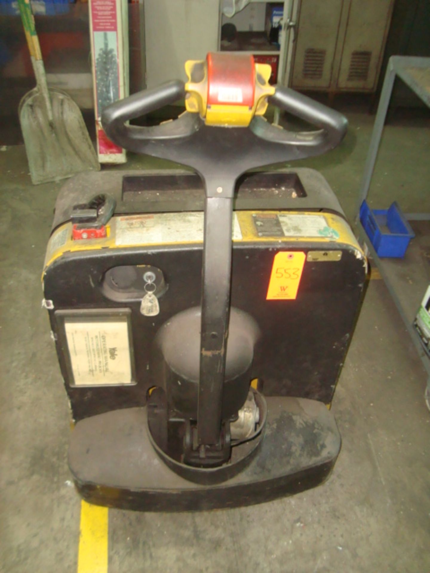 Yale Model MPB040-EN24T2748 4,000 lb Capacity Electric Pallet Jack, 24V. Sn# B827N18967C, Asset# - Image 5 of 5