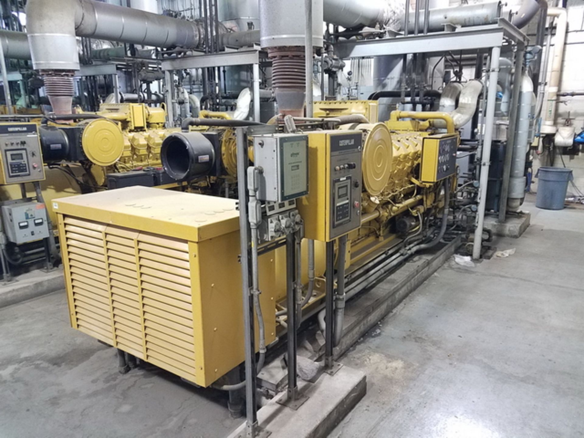 Caterpillar 3516 Generator Set, fuel natural gas, 962 KVA, 770 KW, rating .8 COS@ 60 Hertz, 3ph, 6