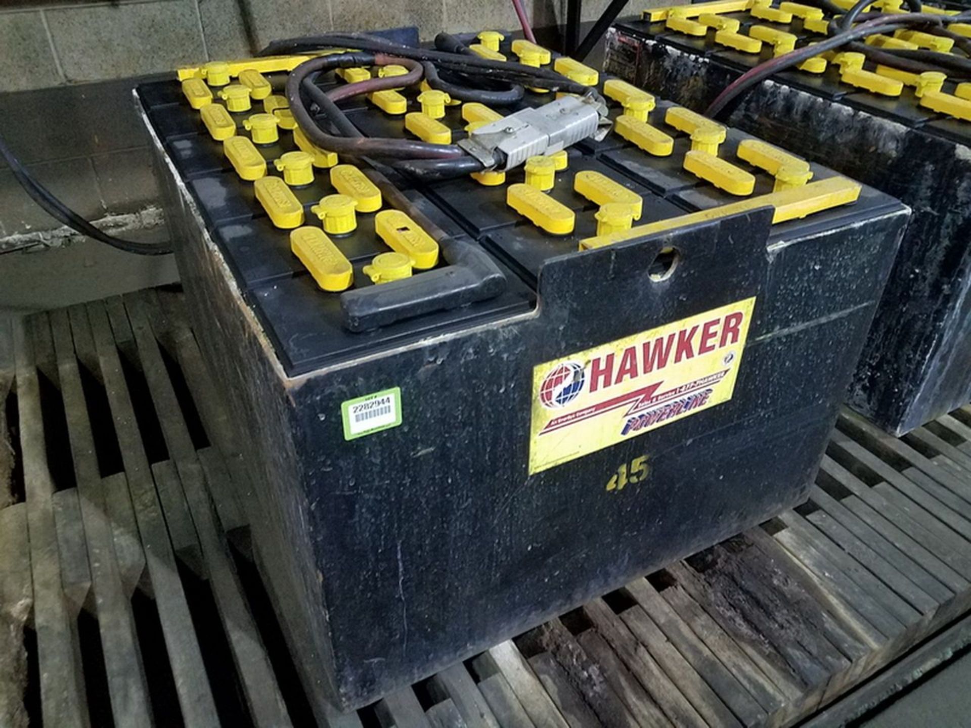 Hawker Powersource Model EO-583 36-Volt Spare Forklift Battery, type 018085F27, hour capacity 1105