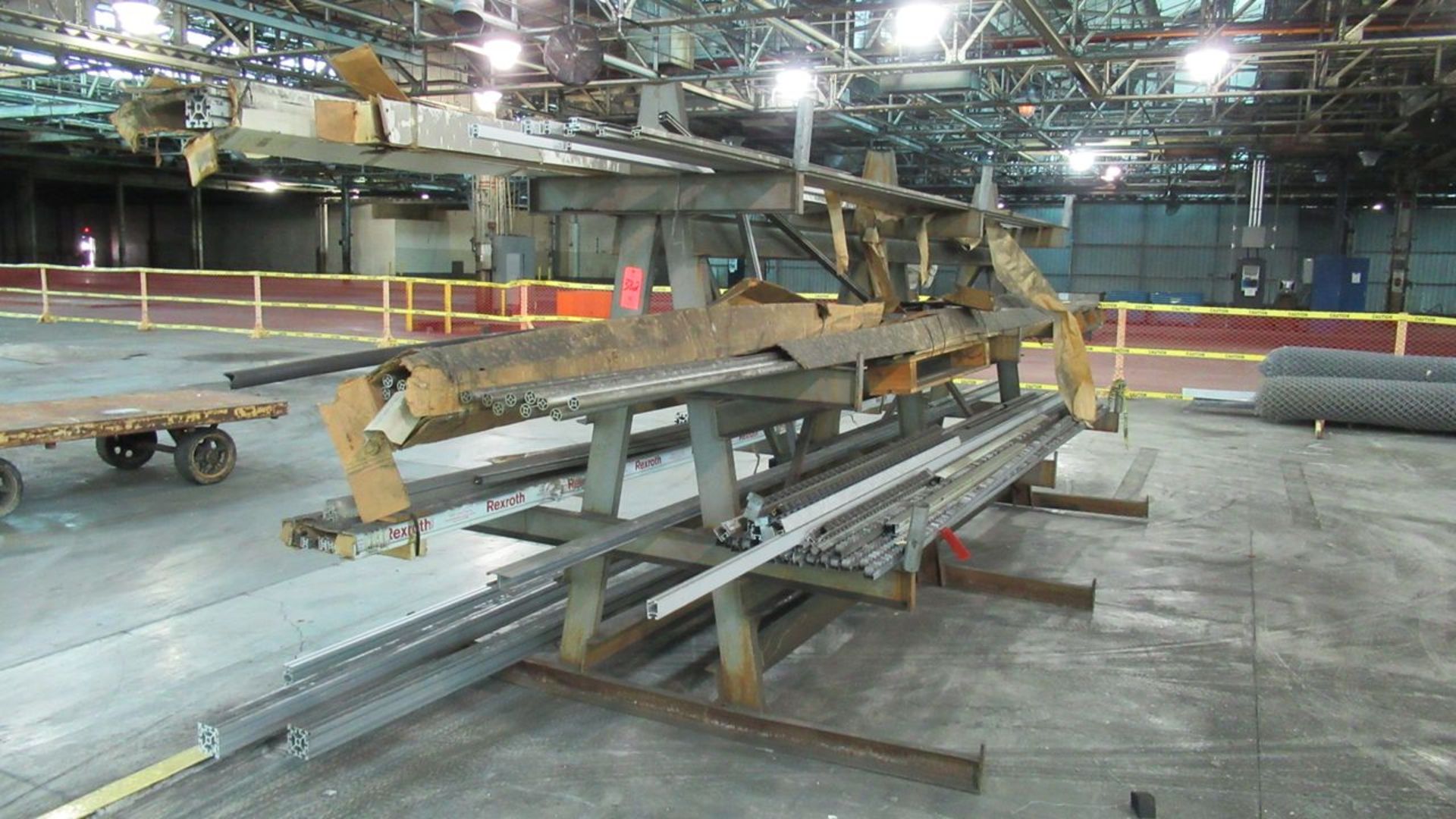 Double Sided Cantilever Racks with Skate Wheel Conveyor, Aluminum Box Frame, Etc. (Column B-18