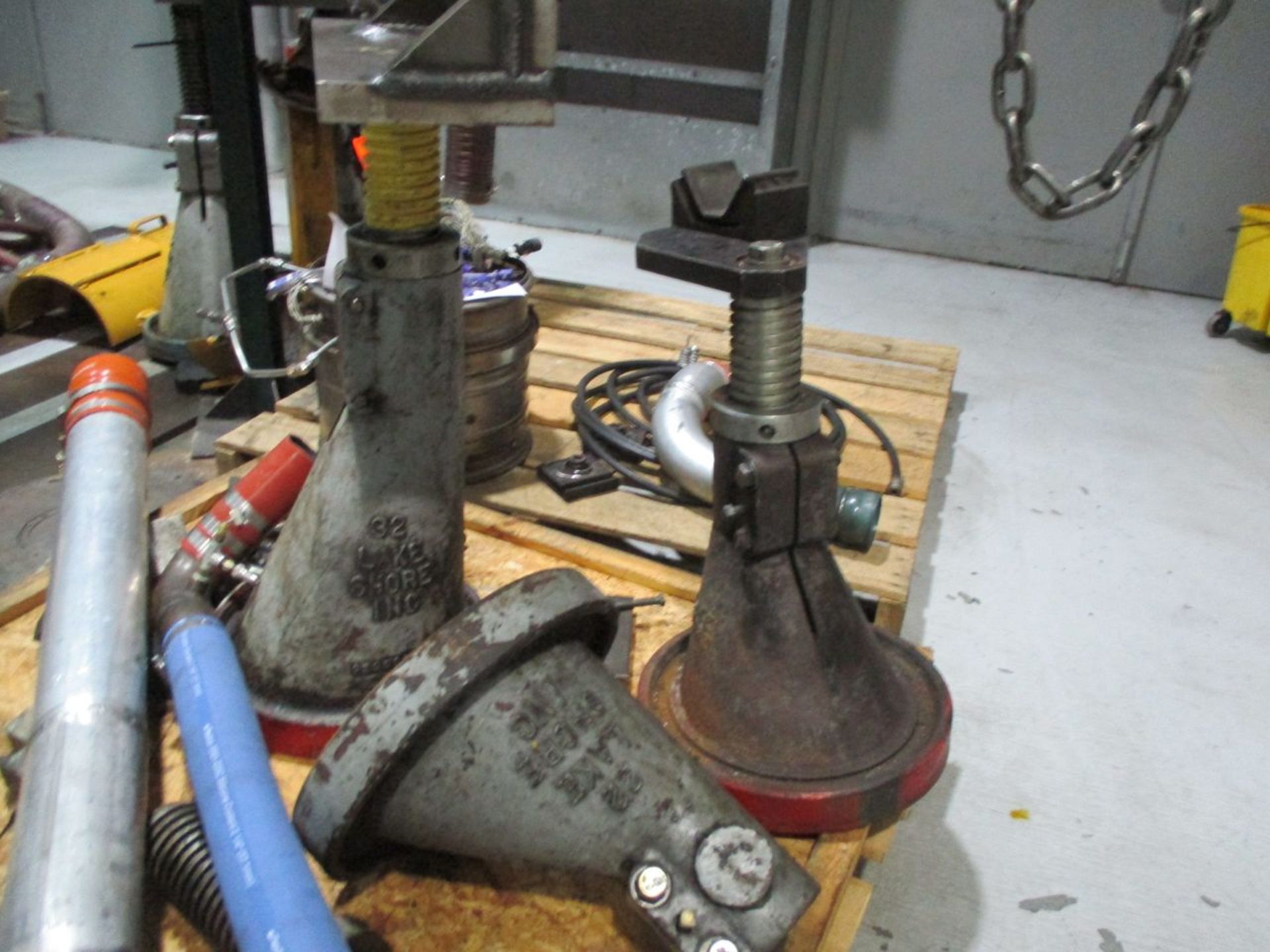 (4) Lake Shore Screw Jacks (Cell 46)