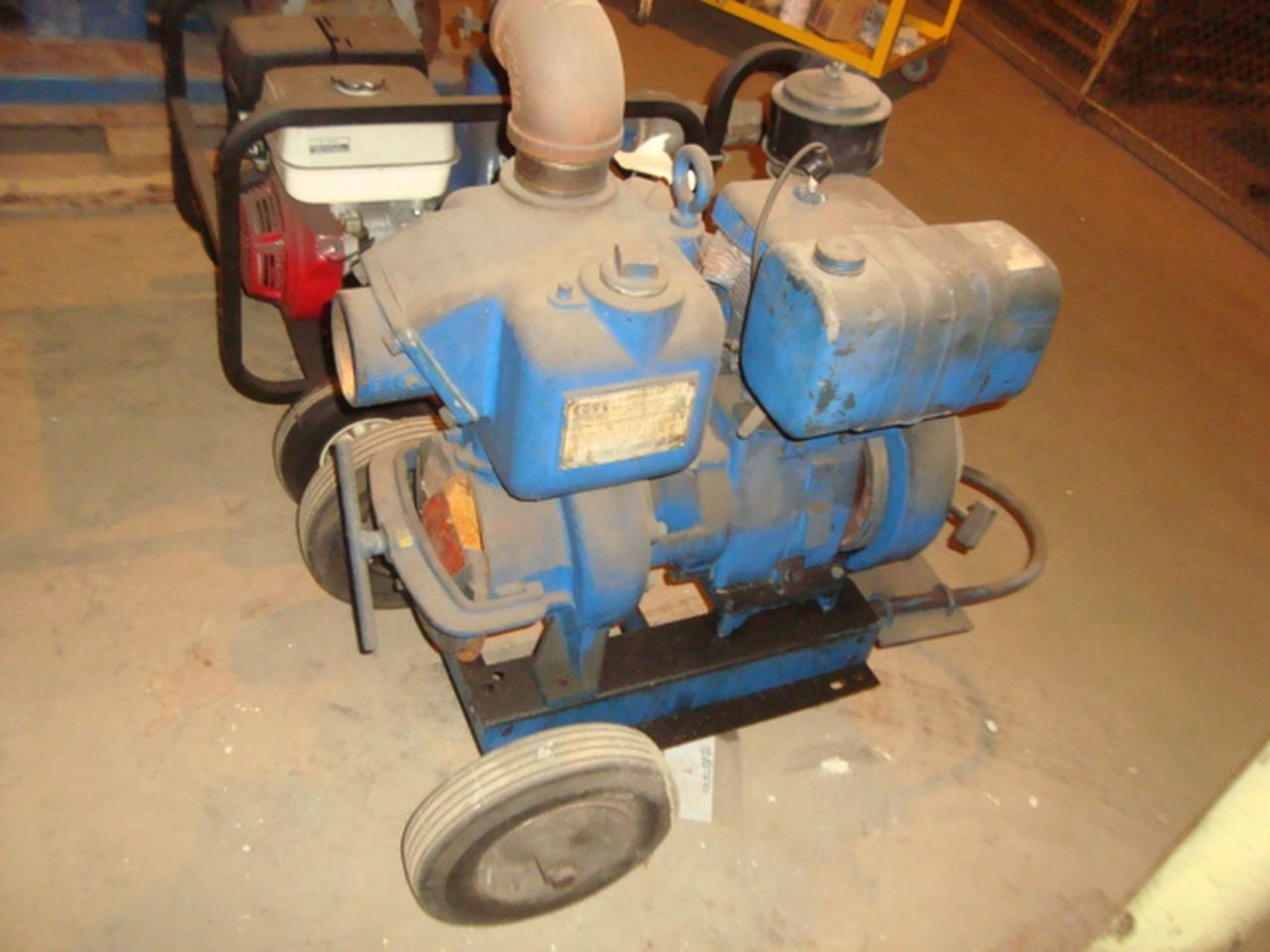 Mobile Gorman-Rupp Self Priming Centrifugal Pump With Teledyne Wisconsin Gasoline Engine. ( - Image 3 of 4