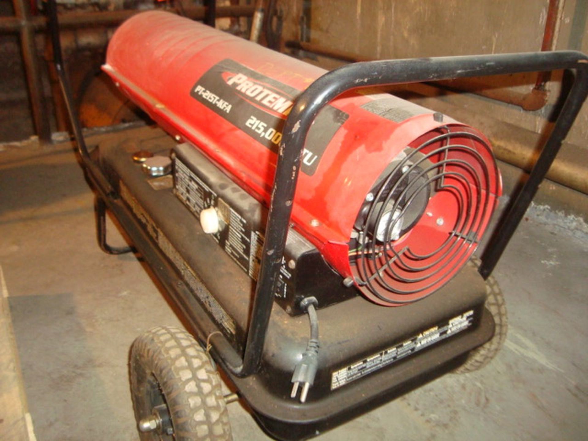 ProTemp Model PT-215T-KFA 215,000 BTU Portable Kerosene Fired Heater With 13-Gallon Capacity Fuel - Image 3 of 4