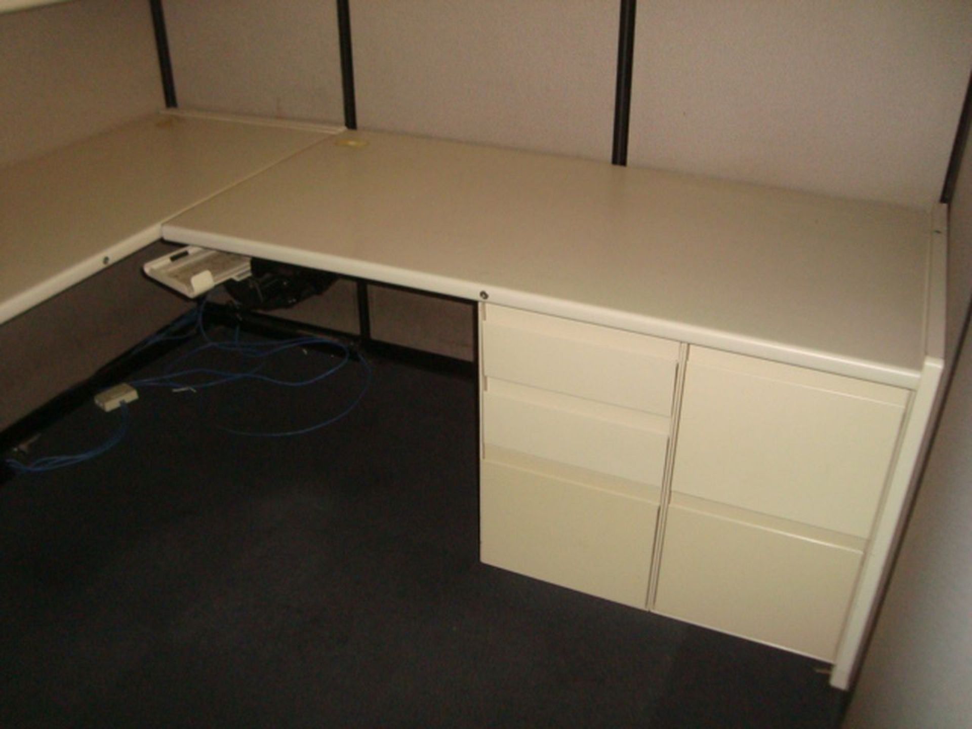 (Lot of 8) Steelcase Workstations To Include (Qty 5) 7' x 7' ft. Single Occupancy Each With 65" - Image 8 of 10