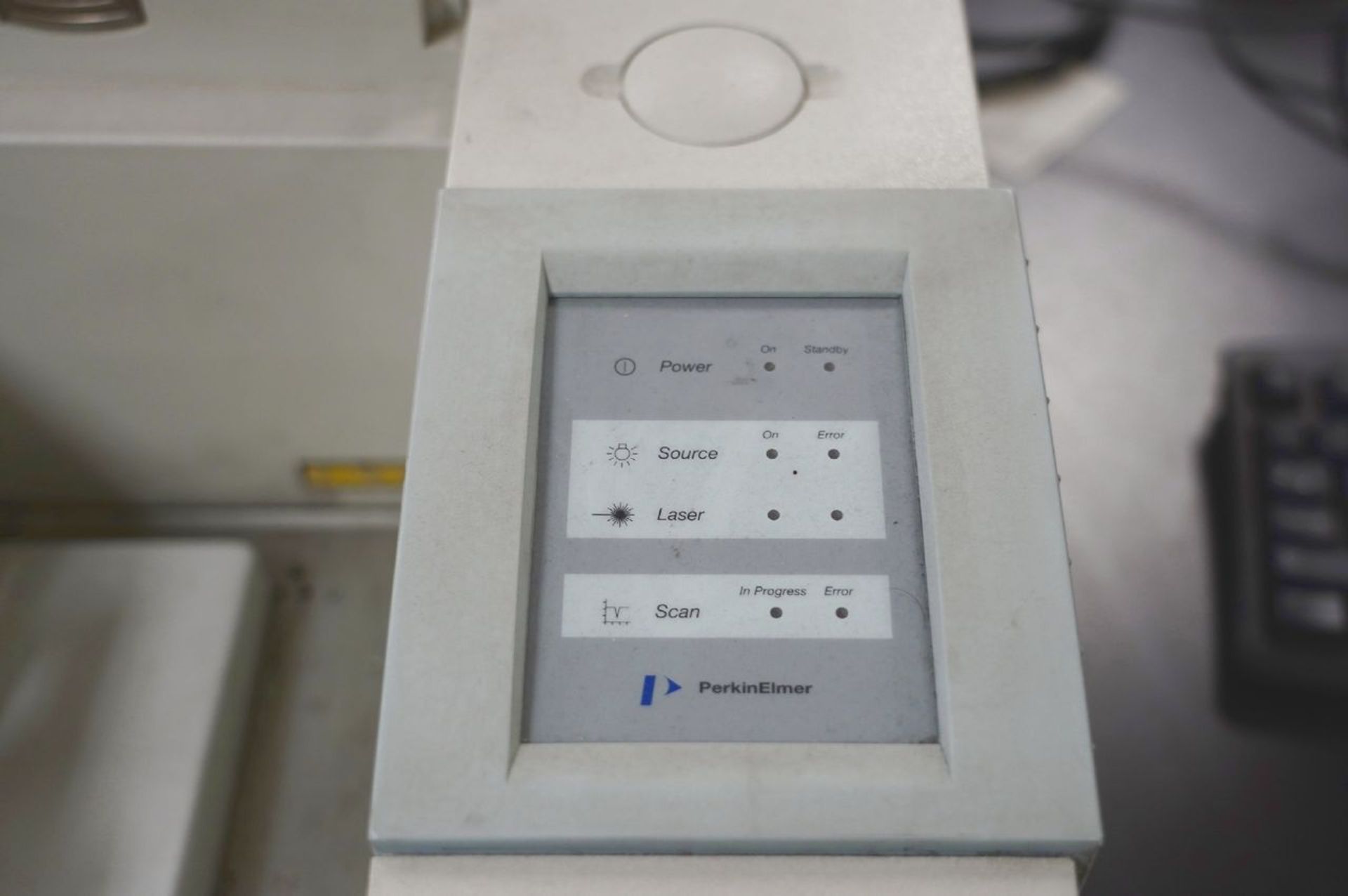 Perkin Elmer FT-IR Spectrum One Spectrometer, S/N 72583 (Materials Lab) - Image 4 of 7