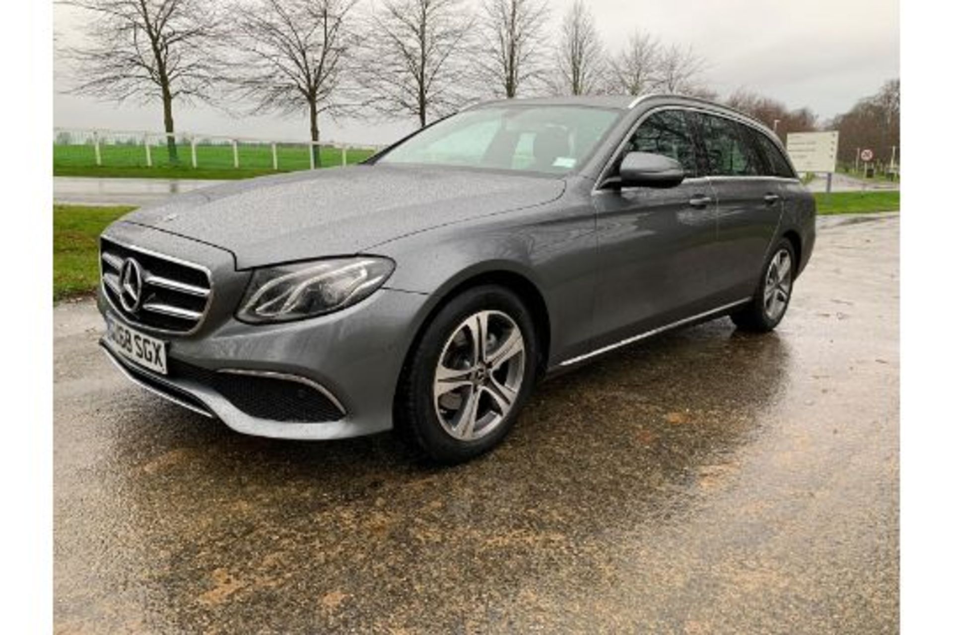 Reserve Met - Mercedes E220d Special Equipment Estate 9G Tronic Auto - 2019 Model - COMMAND Nav - Image 2 of 34