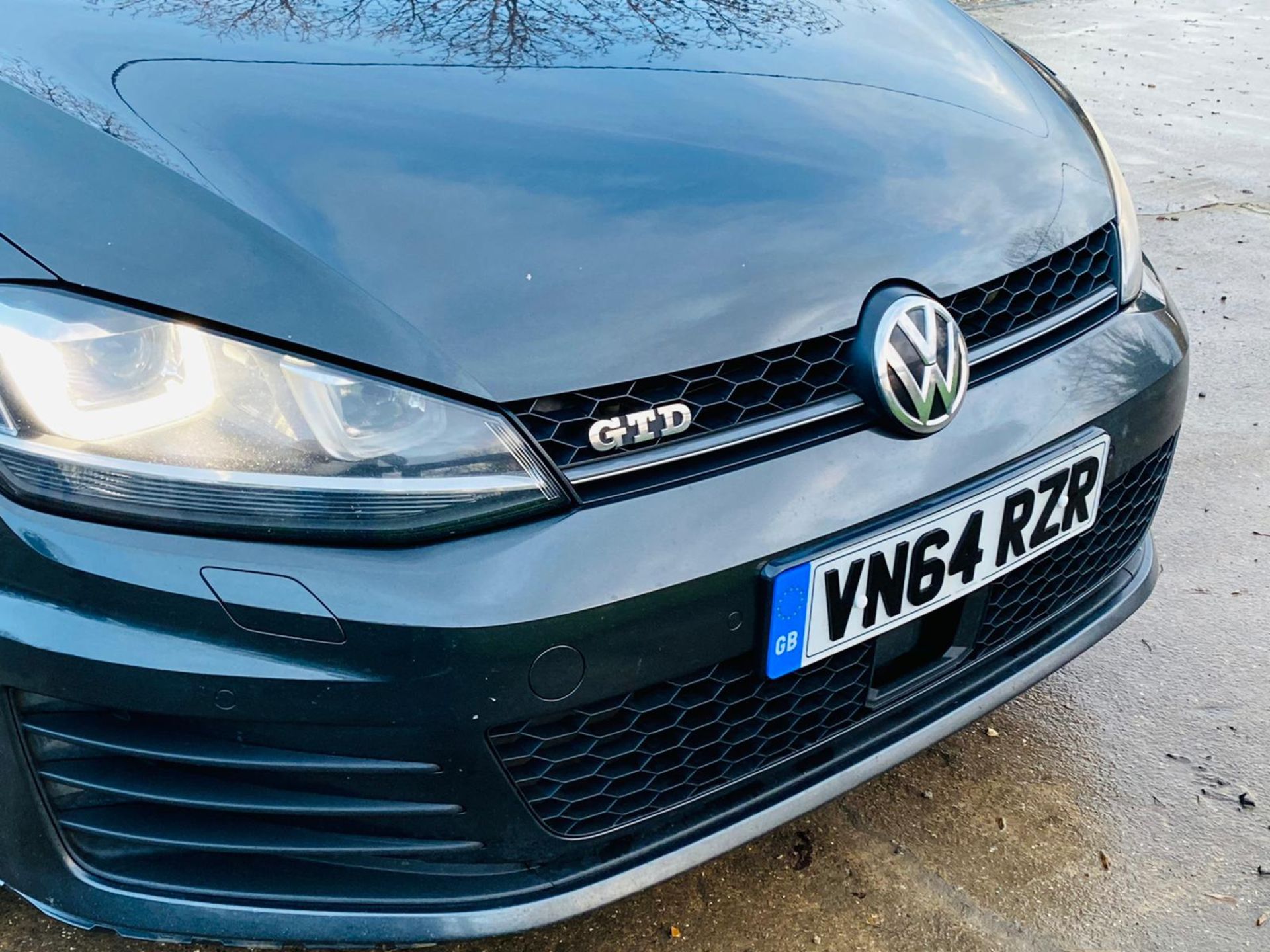 (RESERVE MET) Volkswagen (VW) Golf 2.0 TDI DTD 2015 Model - 180 BHP - TOP SPEC - Image 10 of 46