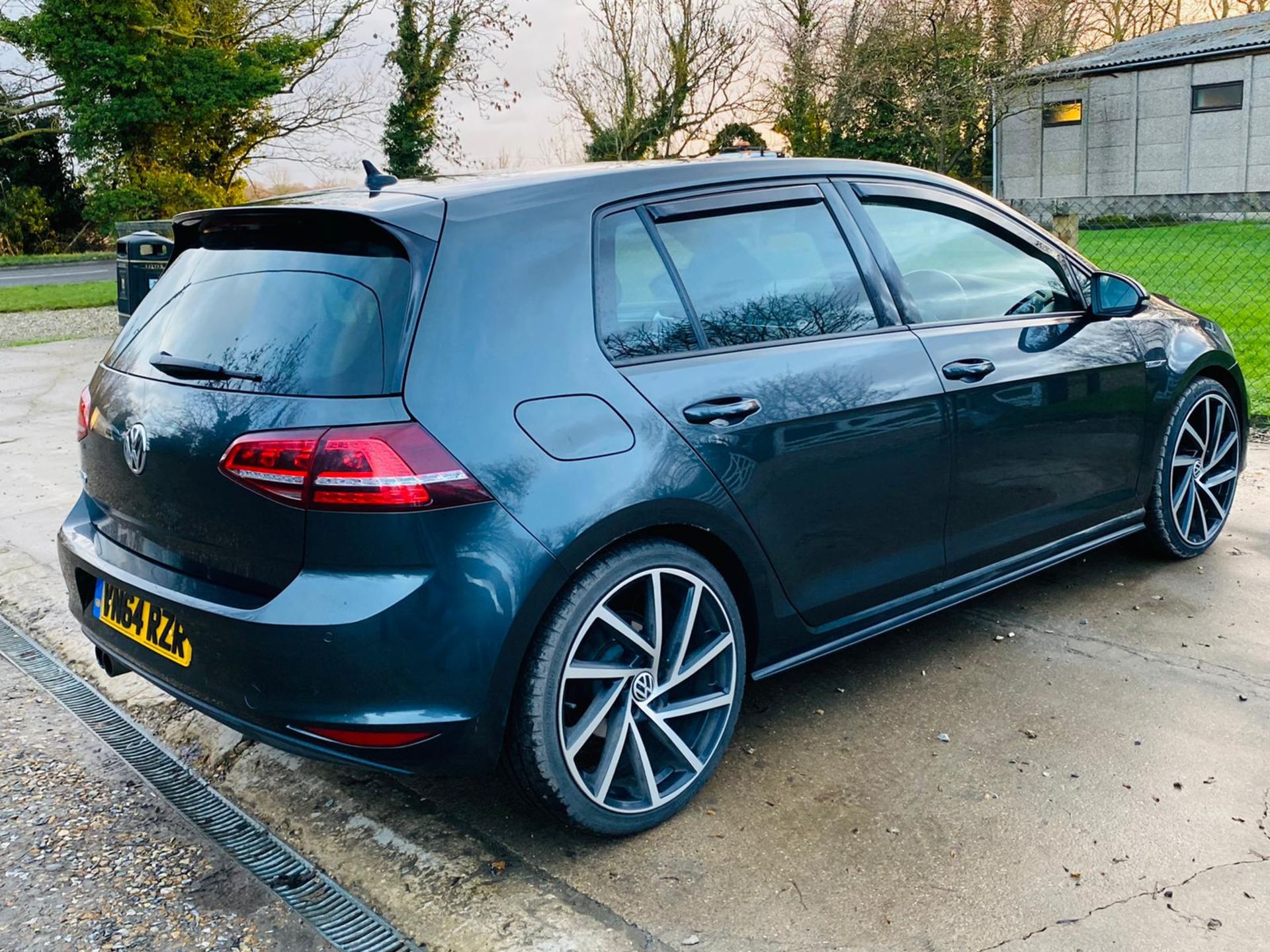 (RESERVE MET) Volkswagen (VW) Golf 2.0 TDI DTD 2015 Model - 180 BHP - TOP SPEC - Image 9 of 46