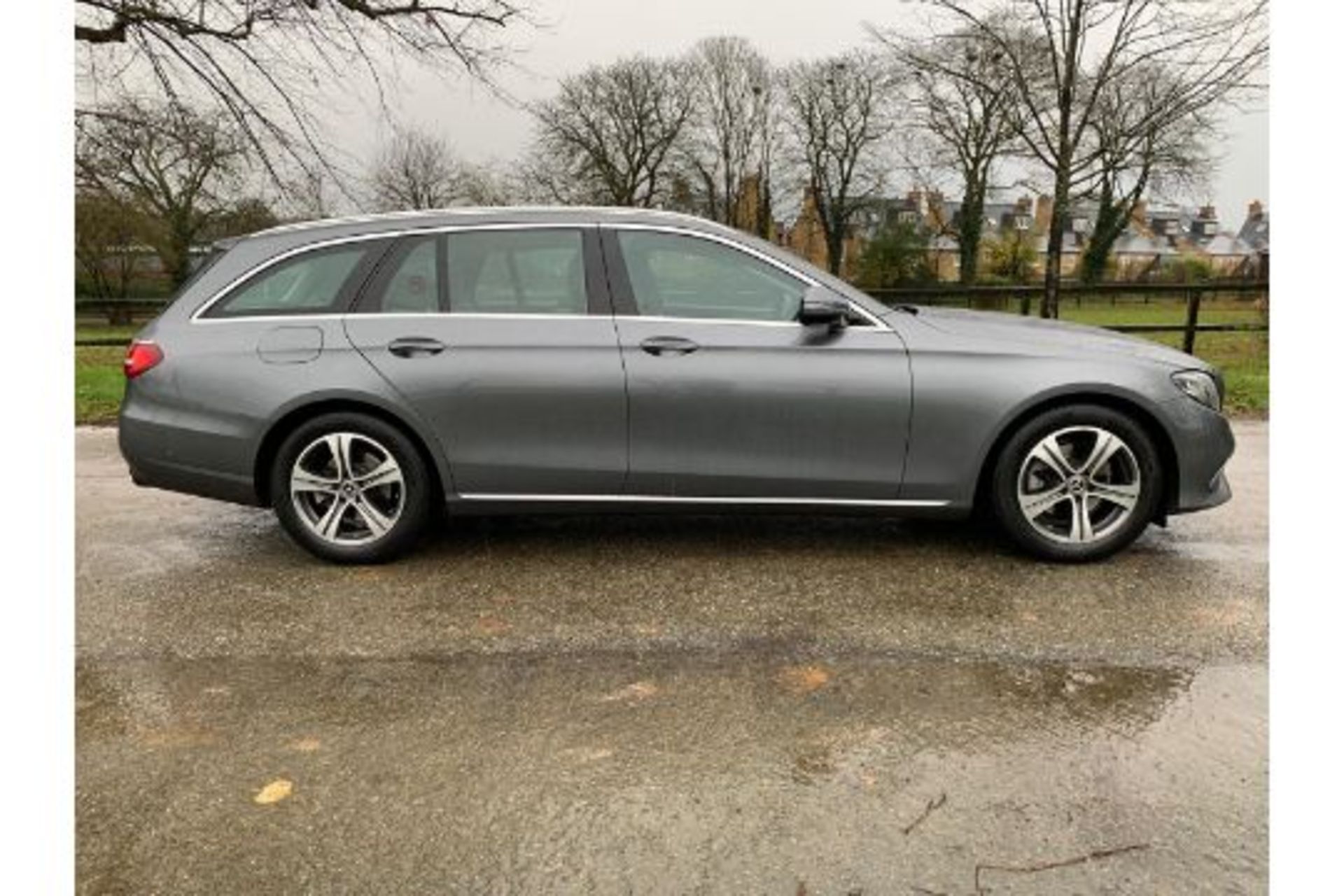 Reserve Met - Mercedes E220d Special Equipment Estate 9G Tronic Auto - 2019 Model - COMMAND Nav - Image 6 of 34