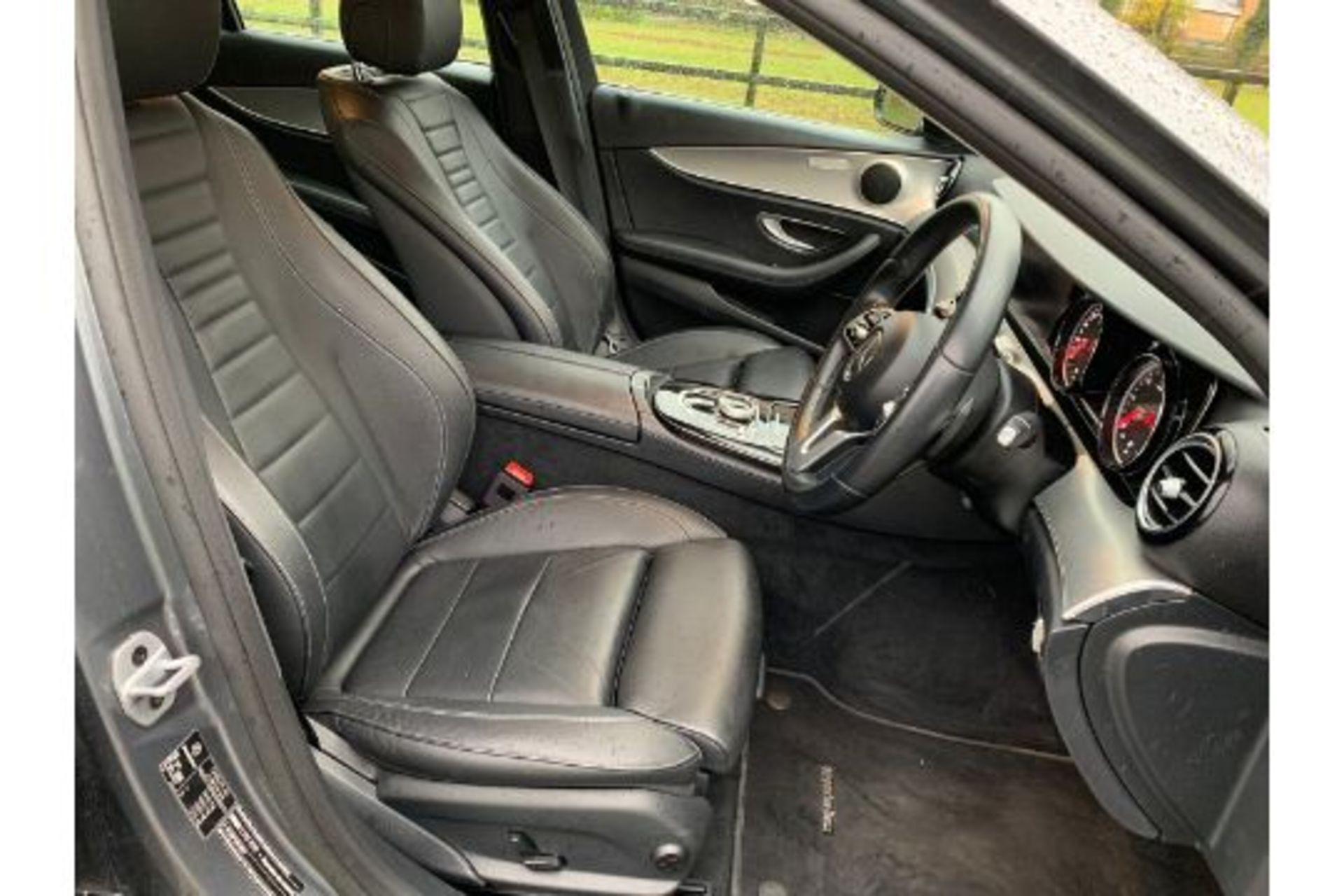 Reserve Met - Mercedes E220d Special Equipment Estate 9G Tronic Auto - 2019 Model - COMMAND Nav - Image 15 of 34