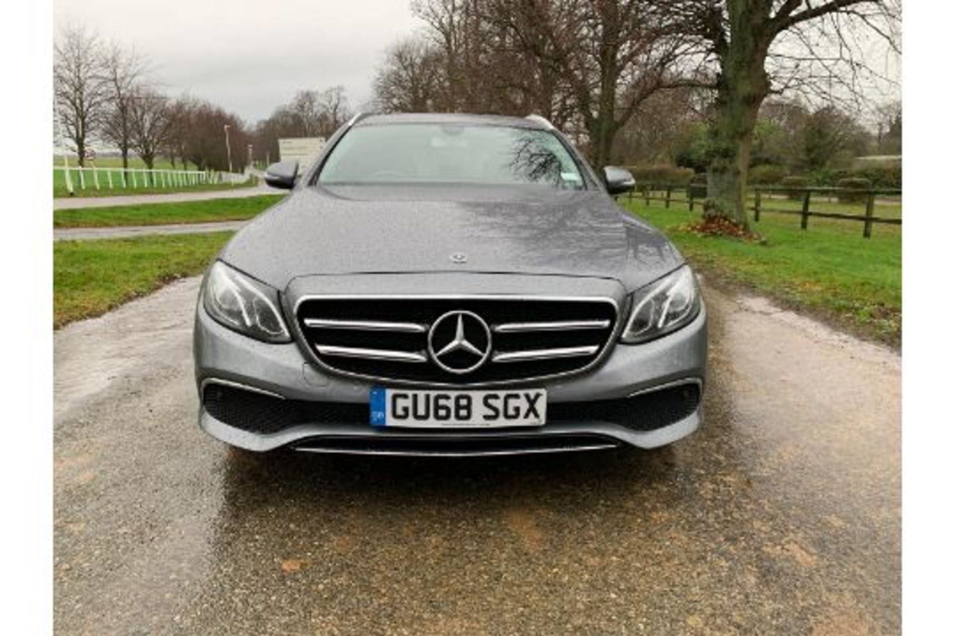 Reserve Met - Mercedes E220d Special Equipment Estate 9G Tronic Auto - 2019 Model - COMMAND Nav - Image 4 of 34