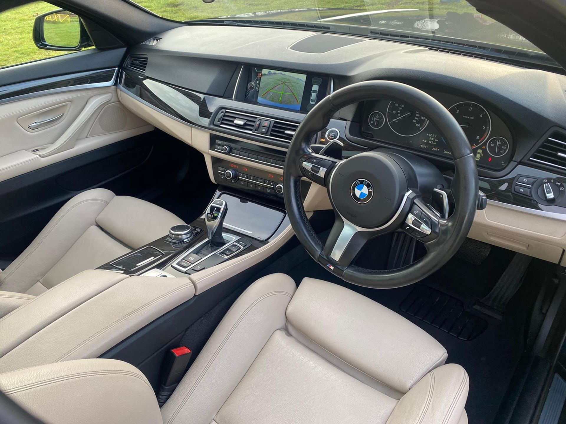 BMW 530D 3.0 M Sport Auto - 255 BHP - 2013 13 Reg - Service History - Cream Leather - Reverse Cam - Image 27 of 42