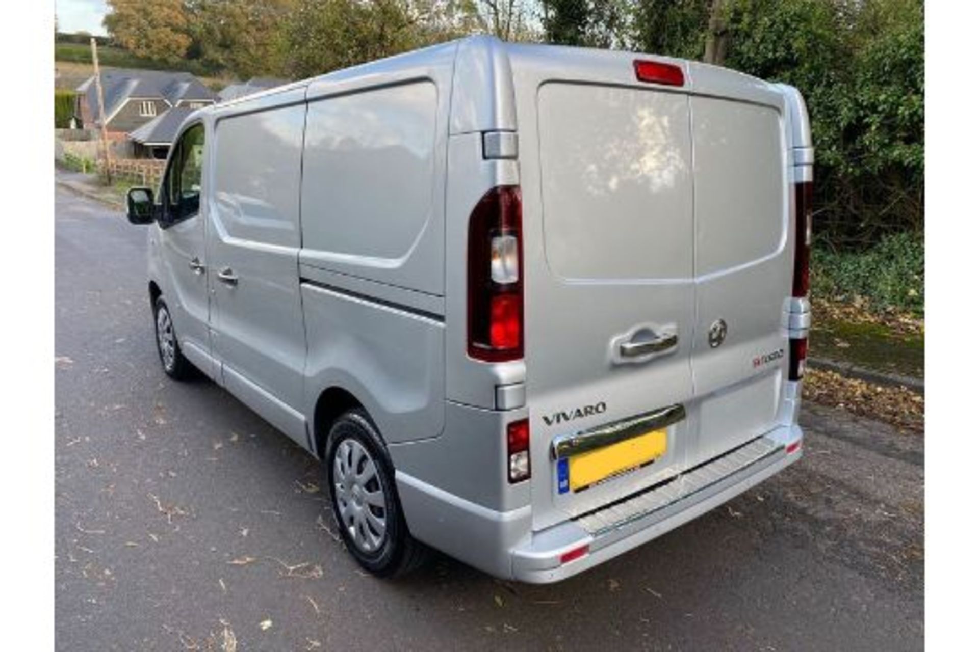 (Reserve Met)Vauxhall Vivaro 1.6 CDTI 2900 Sportive 2016 16 Reg - Air Con - Parking Sensors - - Image 2 of 8