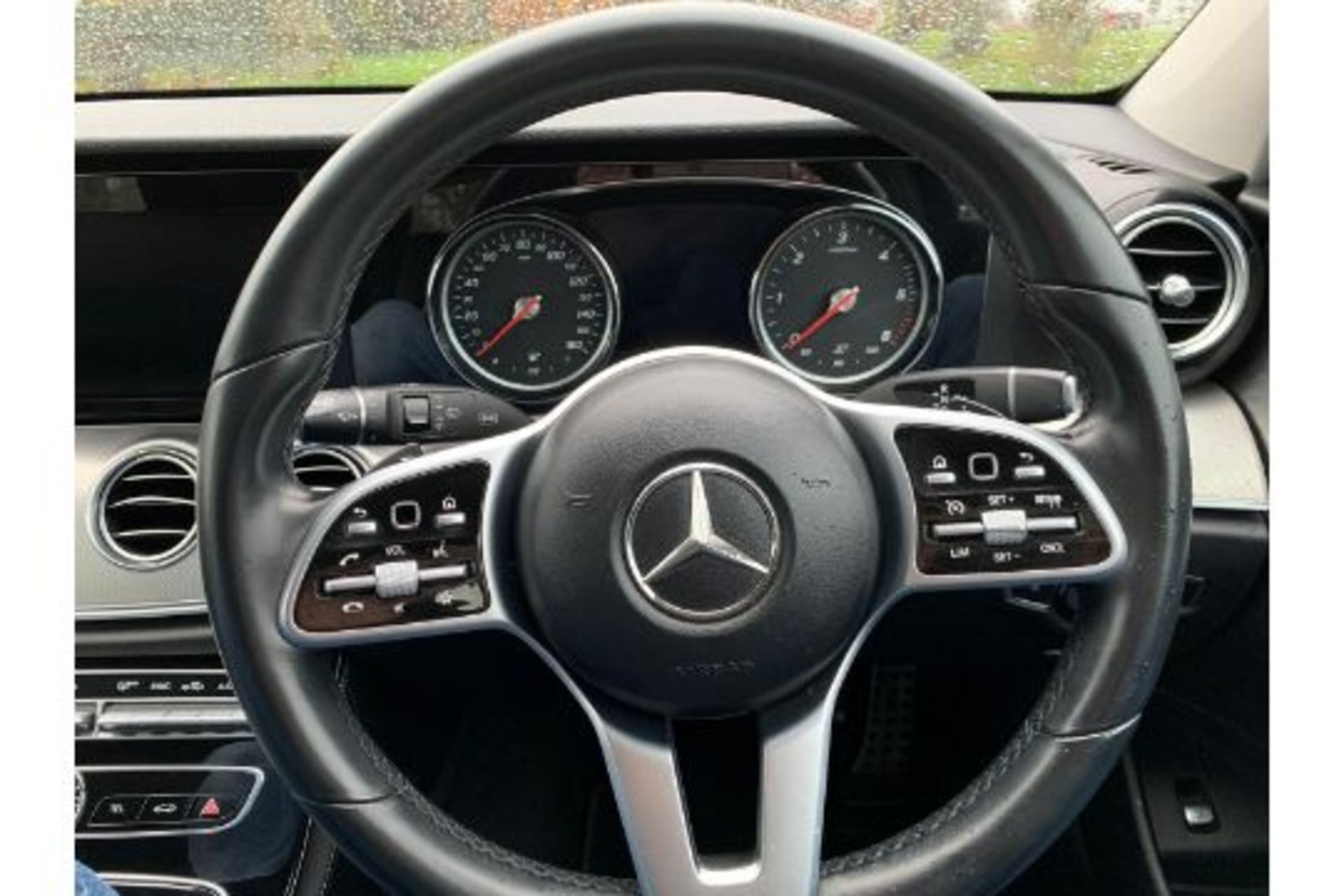 Reserve Met - Mercedes E220d Special Equipment Estate 9G Tronic Auto - 2019 Model - COMMAND Nav - Image 30 of 34