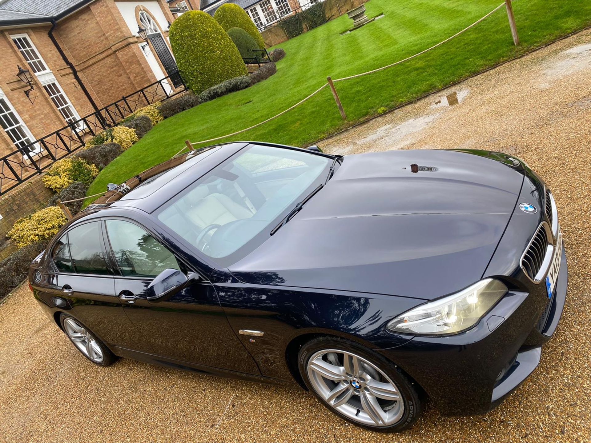 BMW 530D 3.0 M Sport Auto - 255 BHP - 2013 13 Reg - Service History - Cream Leather - Reverse Cam - Image 13 of 42