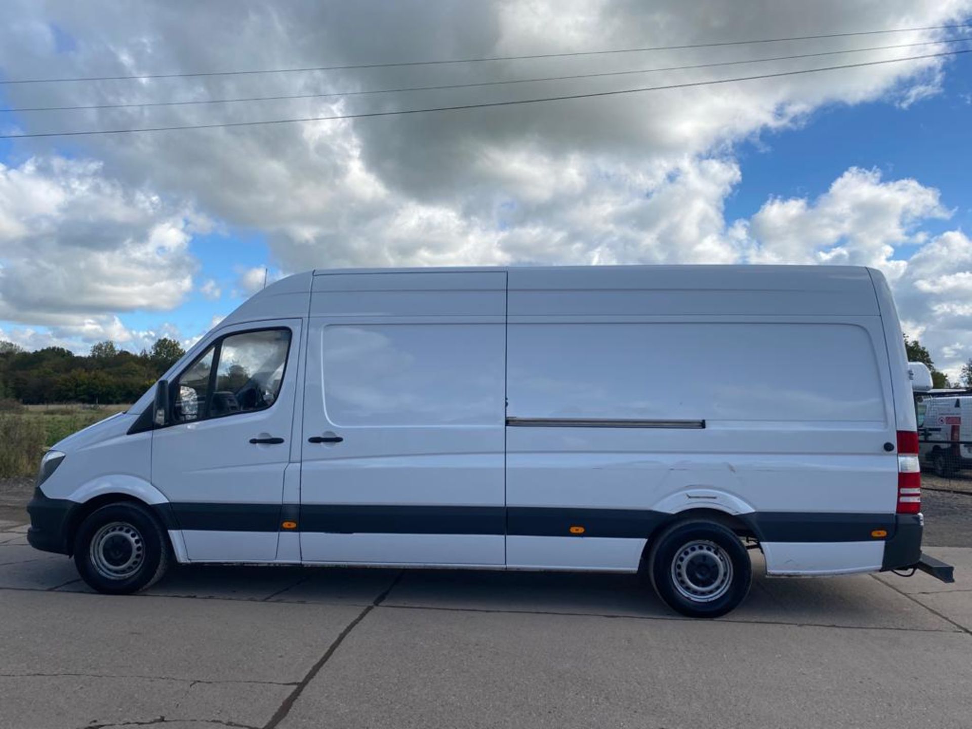 (RESERVE MET)Mercedes Sprinter 313 CDI LWB High Roof - 6 Speed - 2015 Model - Ply Lined - Image 2 of 11