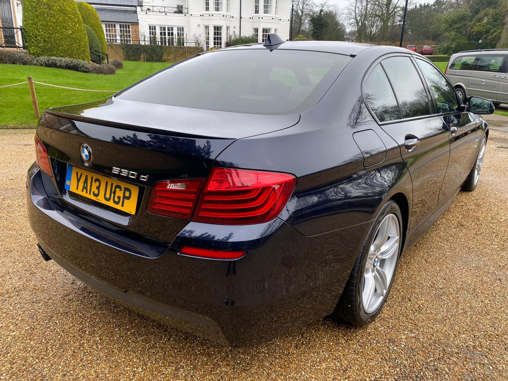 BMW 530D 3.0 M Sport Auto - 255 BHP - 2013 13 Reg - Service History - Cream Leather - Reverse Cam - Image 11 of 42