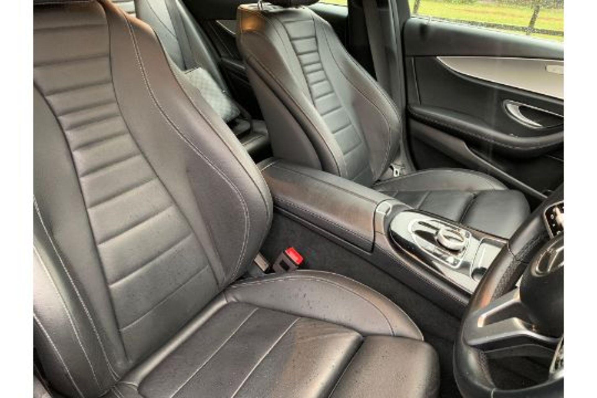 Reserve Met - Mercedes E220d Special Equipment Estate 9G Tronic Auto - 2019 Model - COMMAND Nav - Image 16 of 34