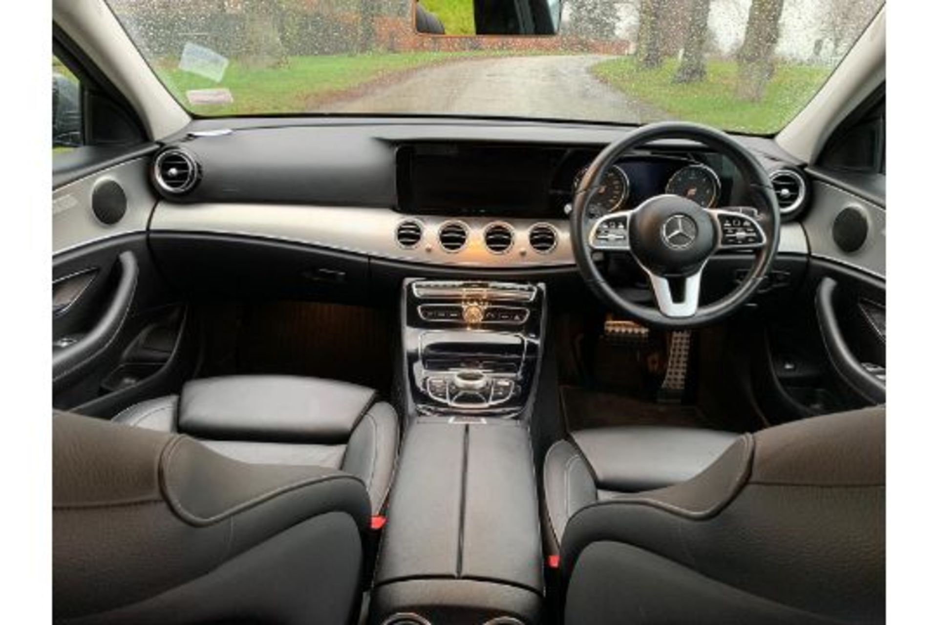 Reserve Met - Mercedes E220d Special Equipment Estate 9G Tronic Auto - 2019 Model - COMMAND Nav - Image 14 of 34