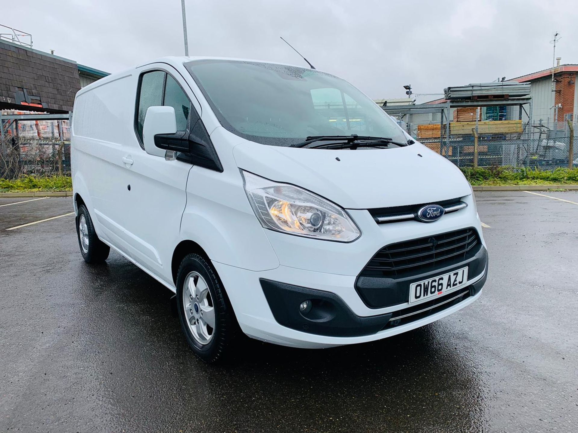 (RESERVE MET) Ford Transit Custom *Limited* 2.0 TDCI (129 BHP) 2017 Reg - Air Con - Sat Nav - Euro6 - Image 6 of 30