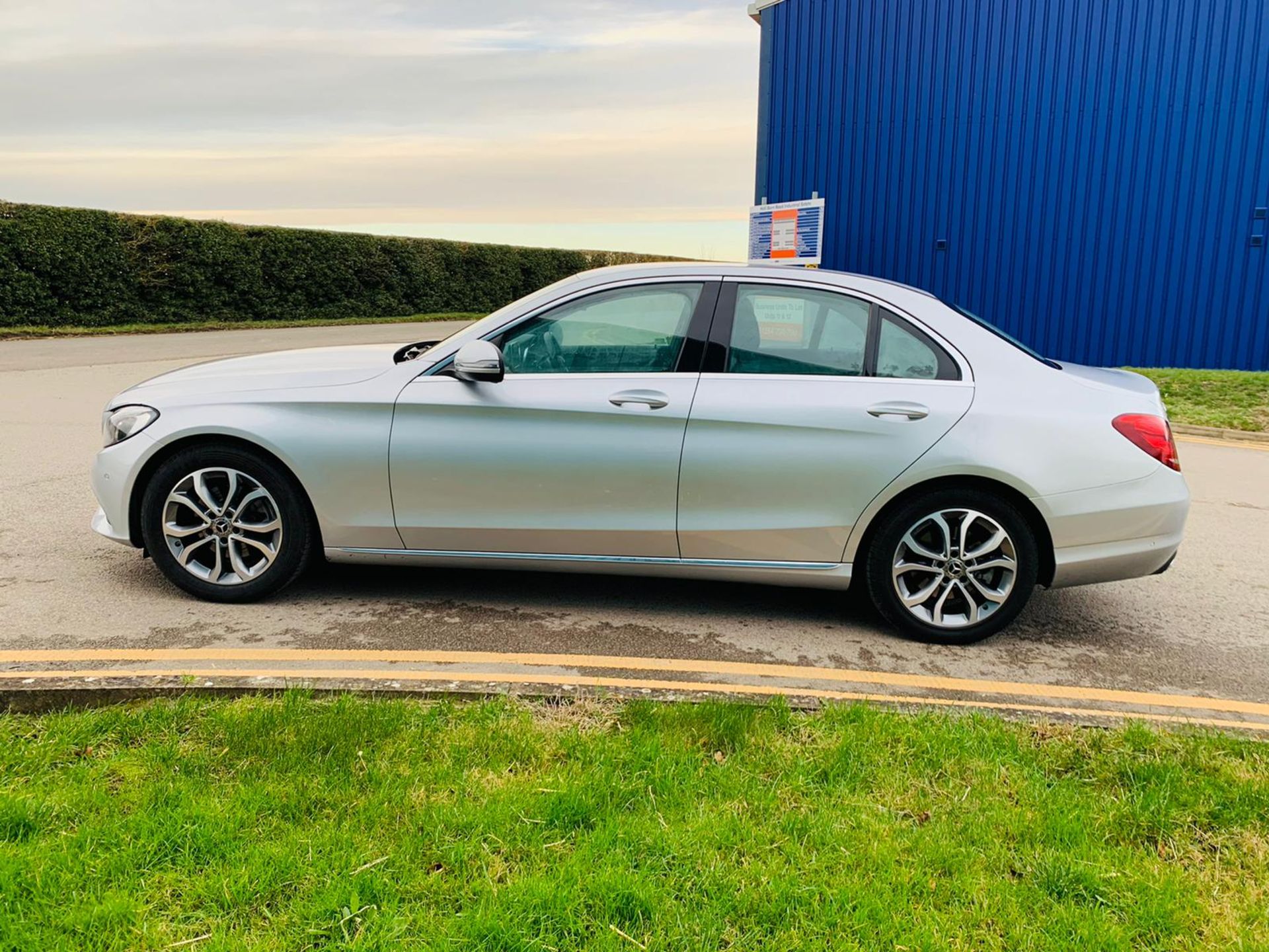 (RESERVE MET) Mercedes C220d *Sport* 9G Tronic Auto 2019 Model - Reversing Cam - Sat Nav -27k Miles - Image 12 of 38