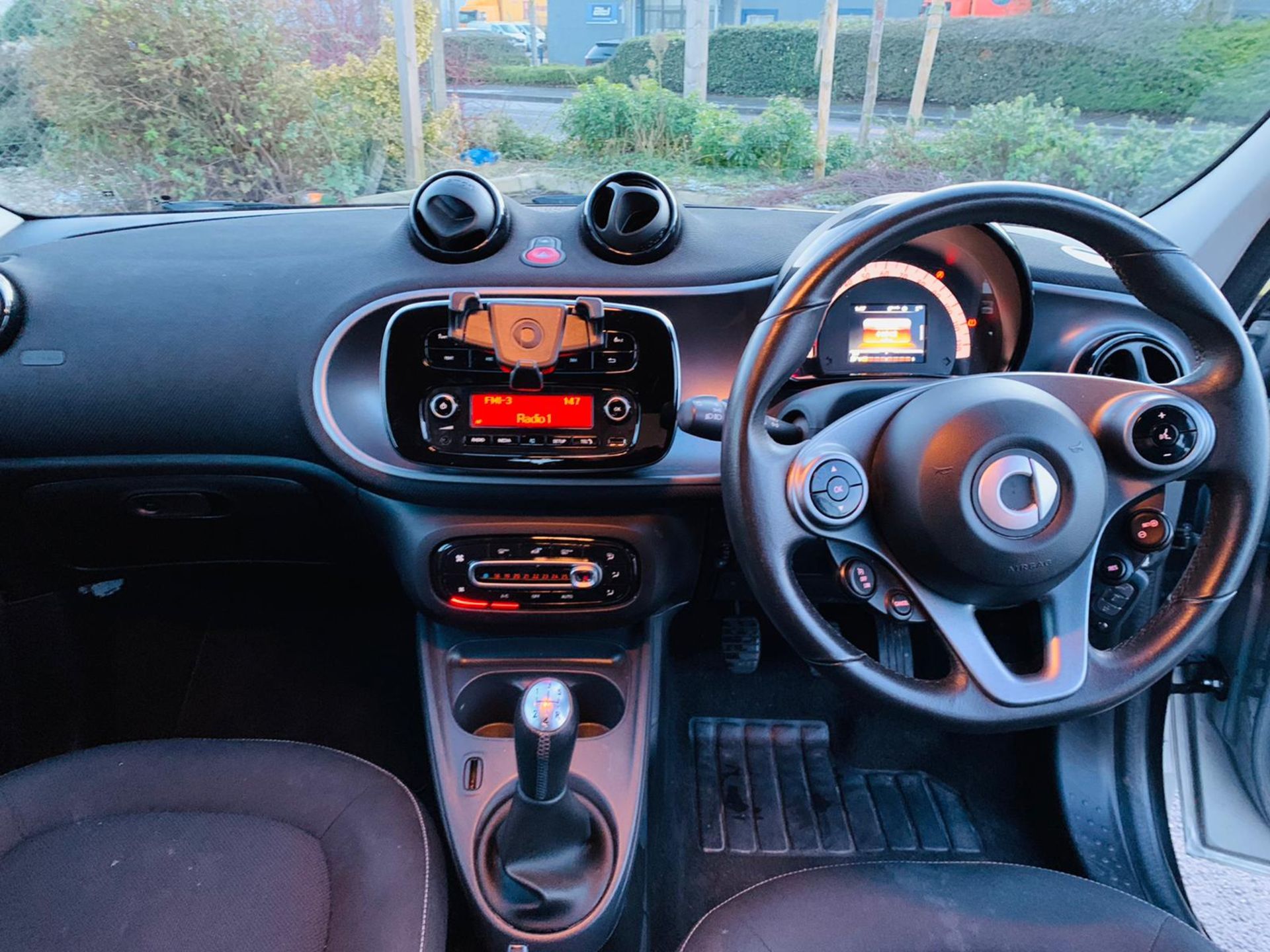 (RESERVE MET)Smart ForFour 1.0 Passion 5dr 2016 16 Reg - Cruise Control - Bluetooth - - Image 12 of 23