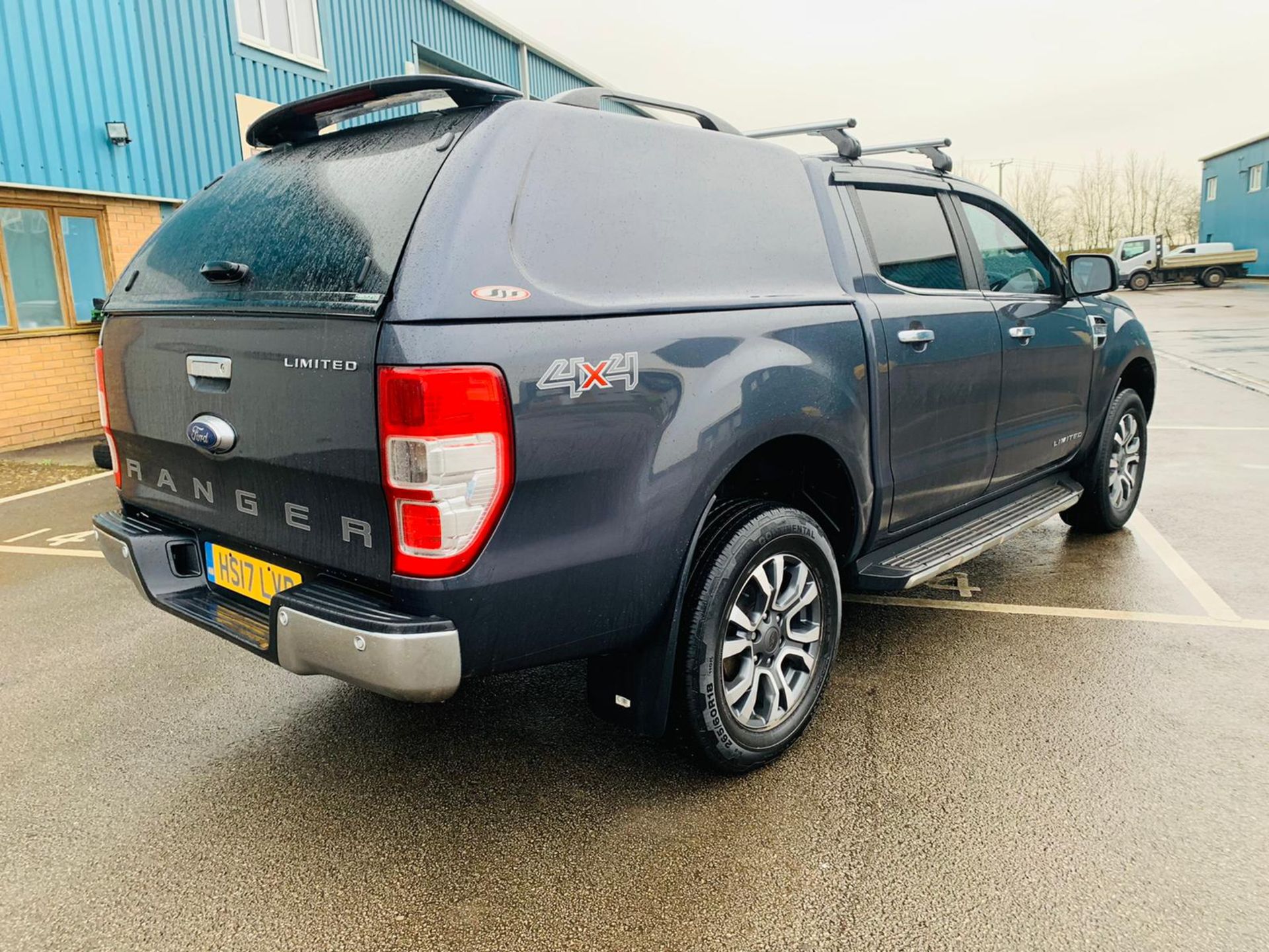 Ford Ranger 2.2 TDCI Limited 4x4 Double Cab 2017 17 Reg - Reversing Cam - Black Leather - Sat Nav - Image 5 of 32