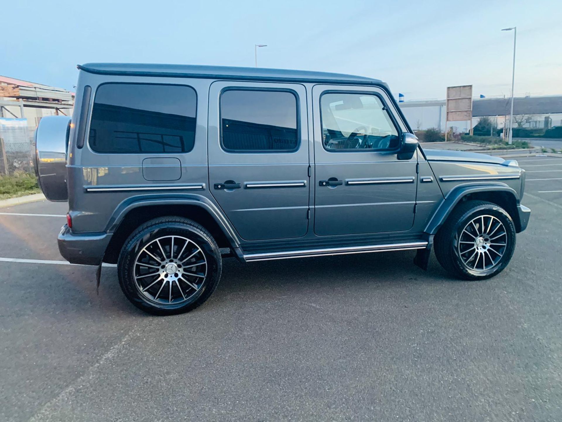 Mercedes G350d AMG LINE 9G-Tronic+ 4Matic 2020 20 Reg - 1 Owner - Only 9k Miles - HUGE SPEC - Image 4 of 41