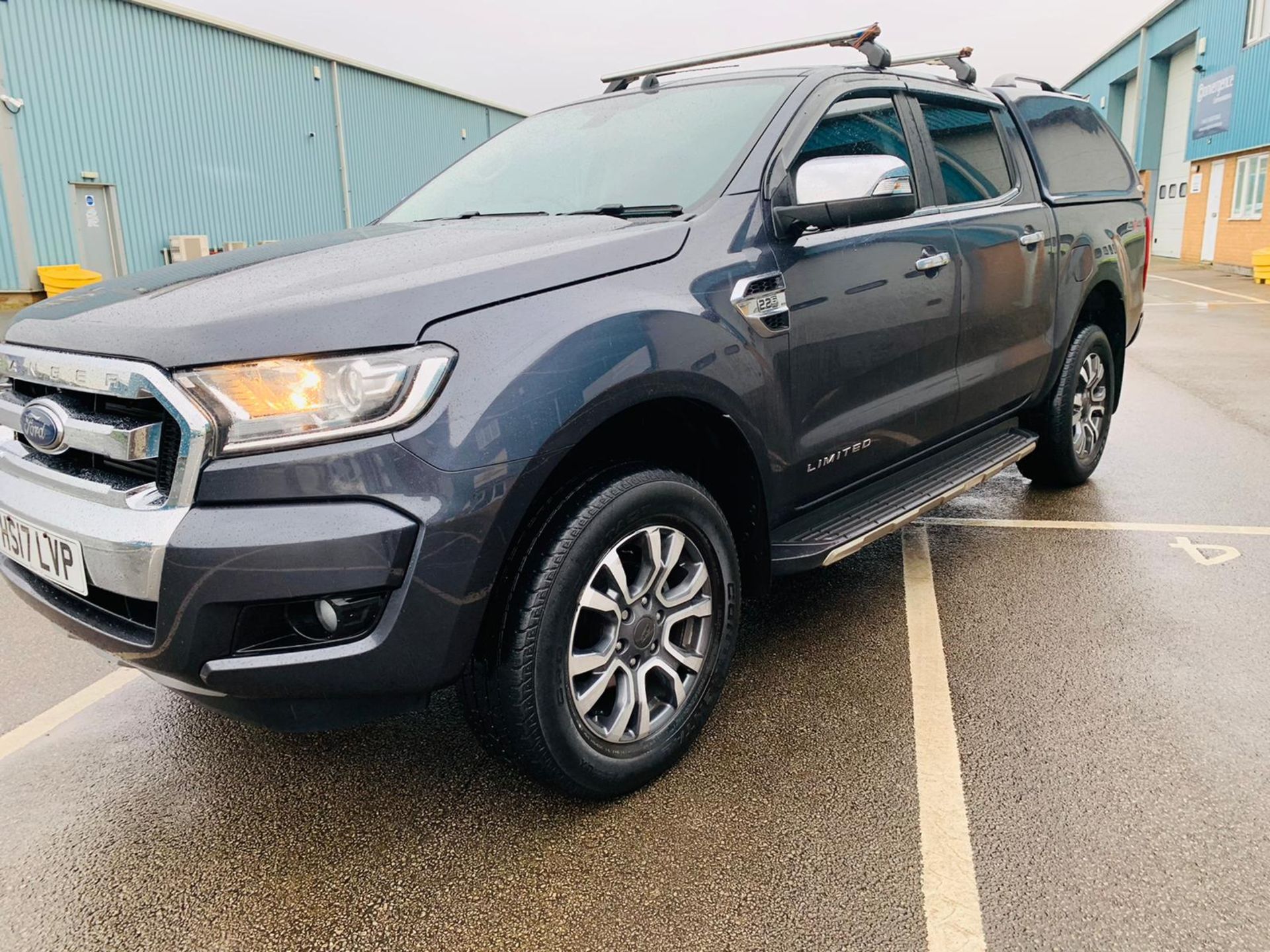 (RESERVE MET) Ford Ranger 2.2 TDCI LTD 4x4 Double Cab 2017 17 Reg - Reversing Cam -Leather - Sat Nav - Image 3 of 32