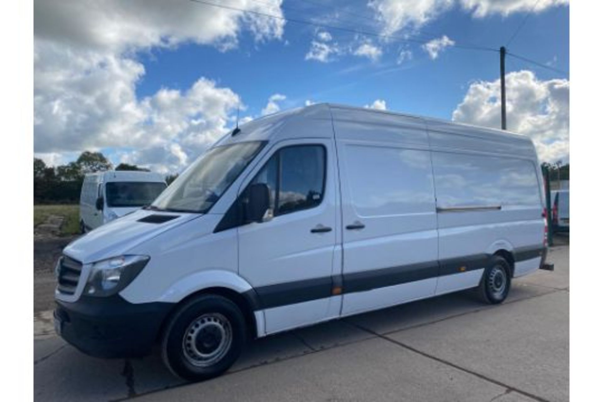 (Reserve Met)Mercedes Sprinter 313 CDI LWB High Roof - 6 Speed - 2015 Model - Ply Lined-