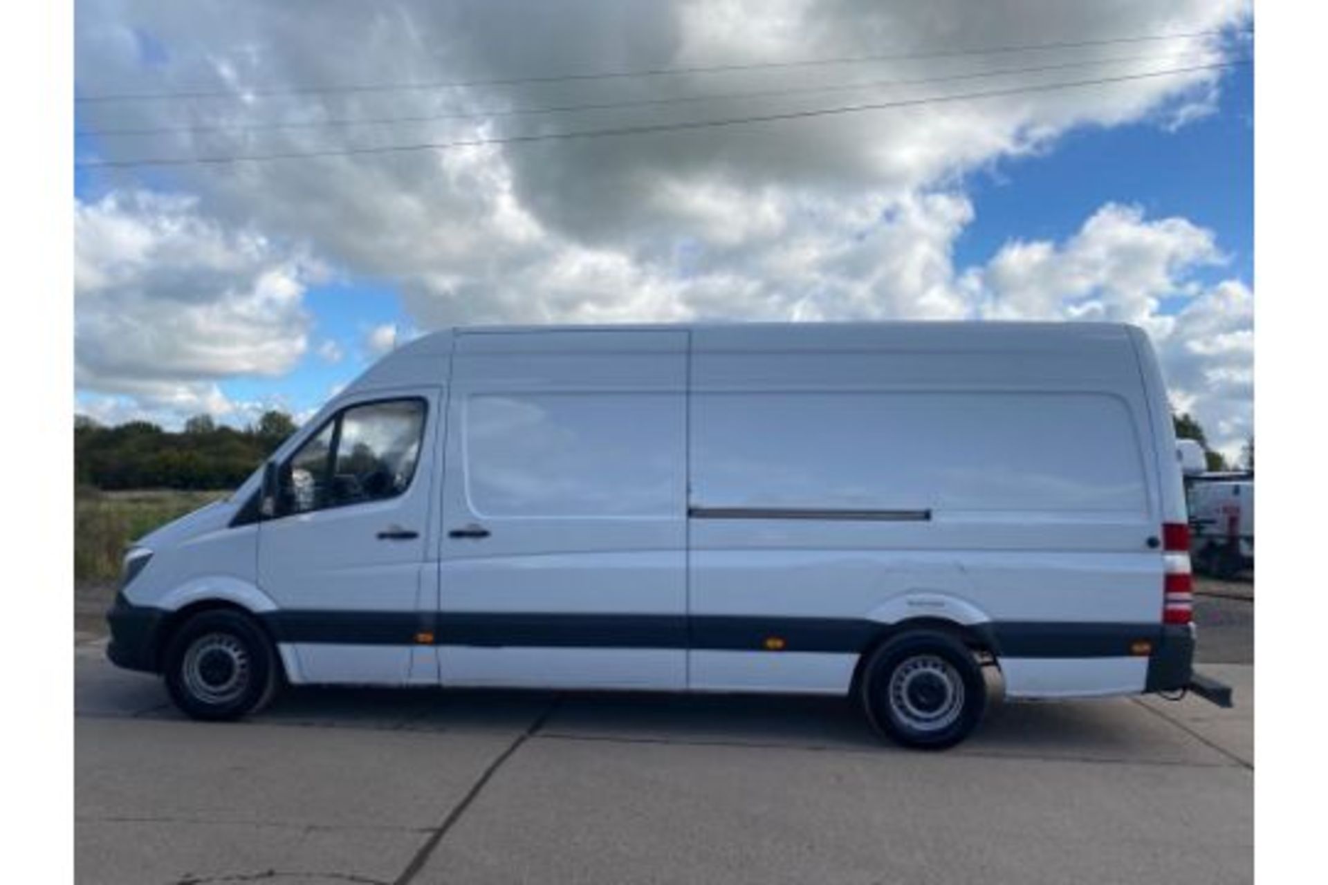 (Reserve Met)Mercedes Sprinter 313 CDI LWB High Roof - 6 Speed - 2015 Model - Ply Lined- - Image 2 of 5