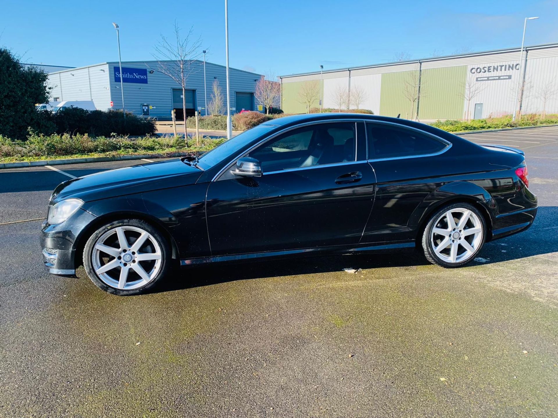 Mercedes C220 CDI AMG Sport Edition Premium Coupe - Auto - 2015 15 Reg - Sat Nav - Heated Seats - Image 3 of 25