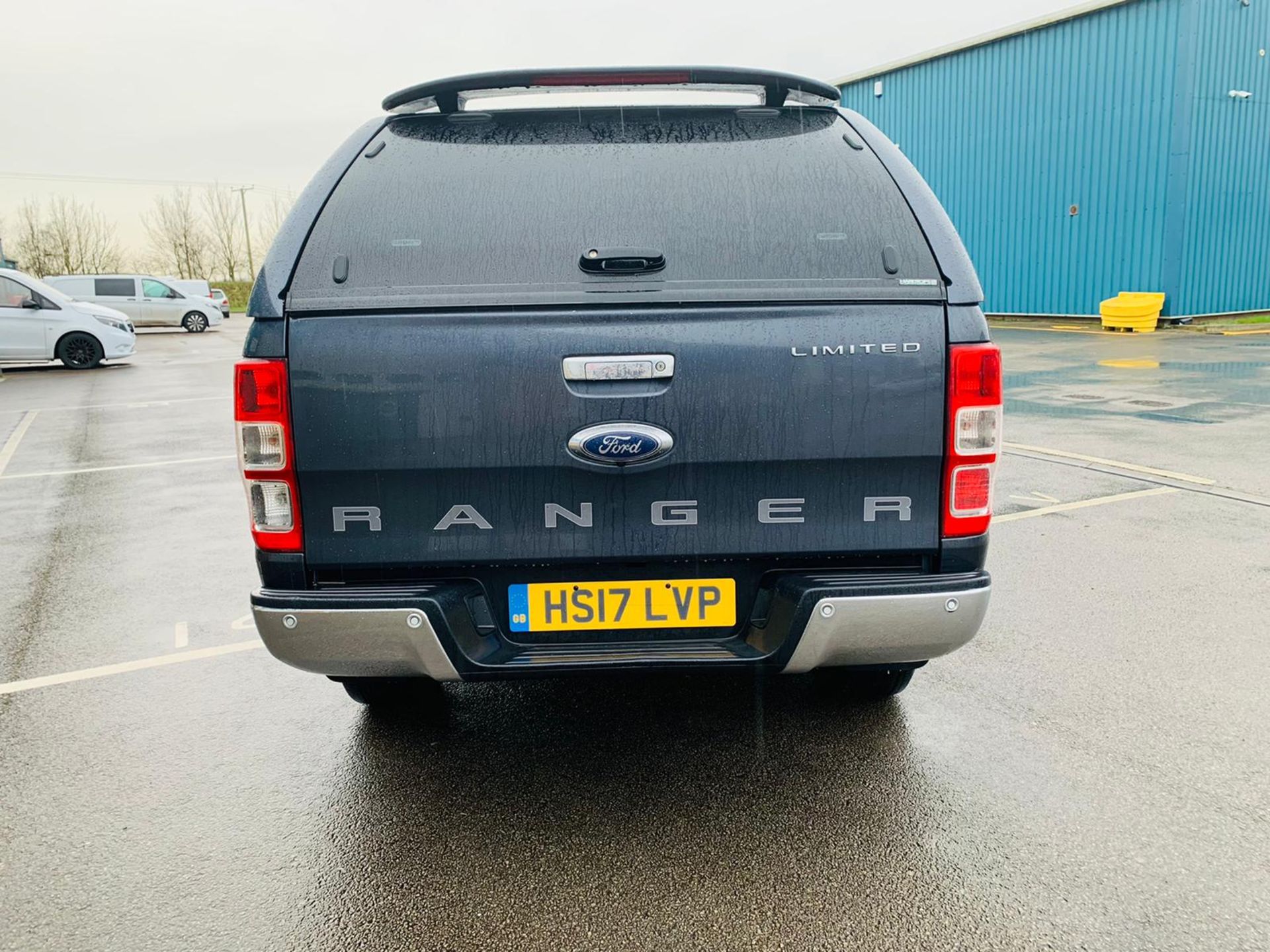 (RESERVE MET) Ford Ranger 2.2 TDCI LTD 4x4 Double Cab 2017 17 Reg - Reversing Cam -Leather - Sat Nav - Image 8 of 32