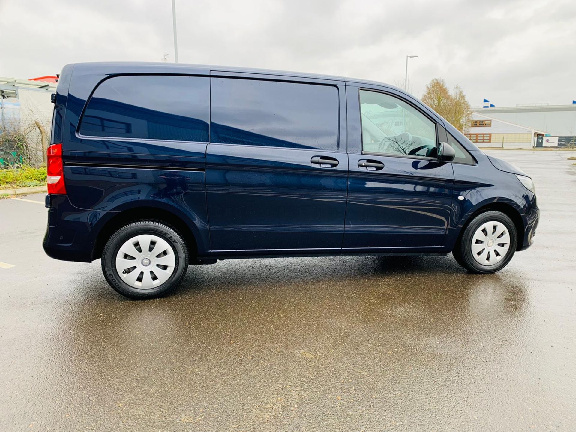 (RESERVE MET) Mercedes Vito 116Cdi Sporty Spec (161 BHP) Bluetech 6 Speed Van - 2016 Model - AC - Image 4 of 28