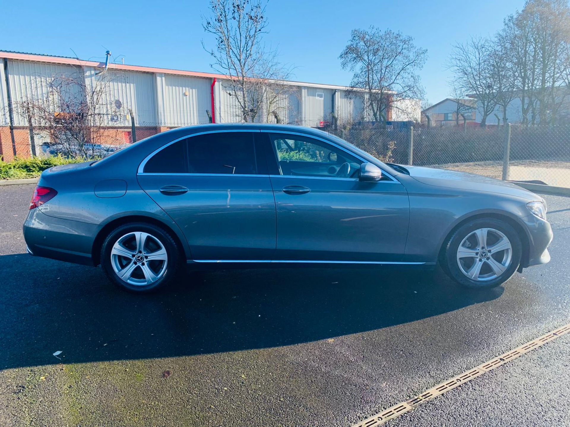 (RESERVE MET) Mercedes E220d Special Equipment Auto 2017 17 Reg - Sat Nav - Reversing Cam - Image 9 of 27