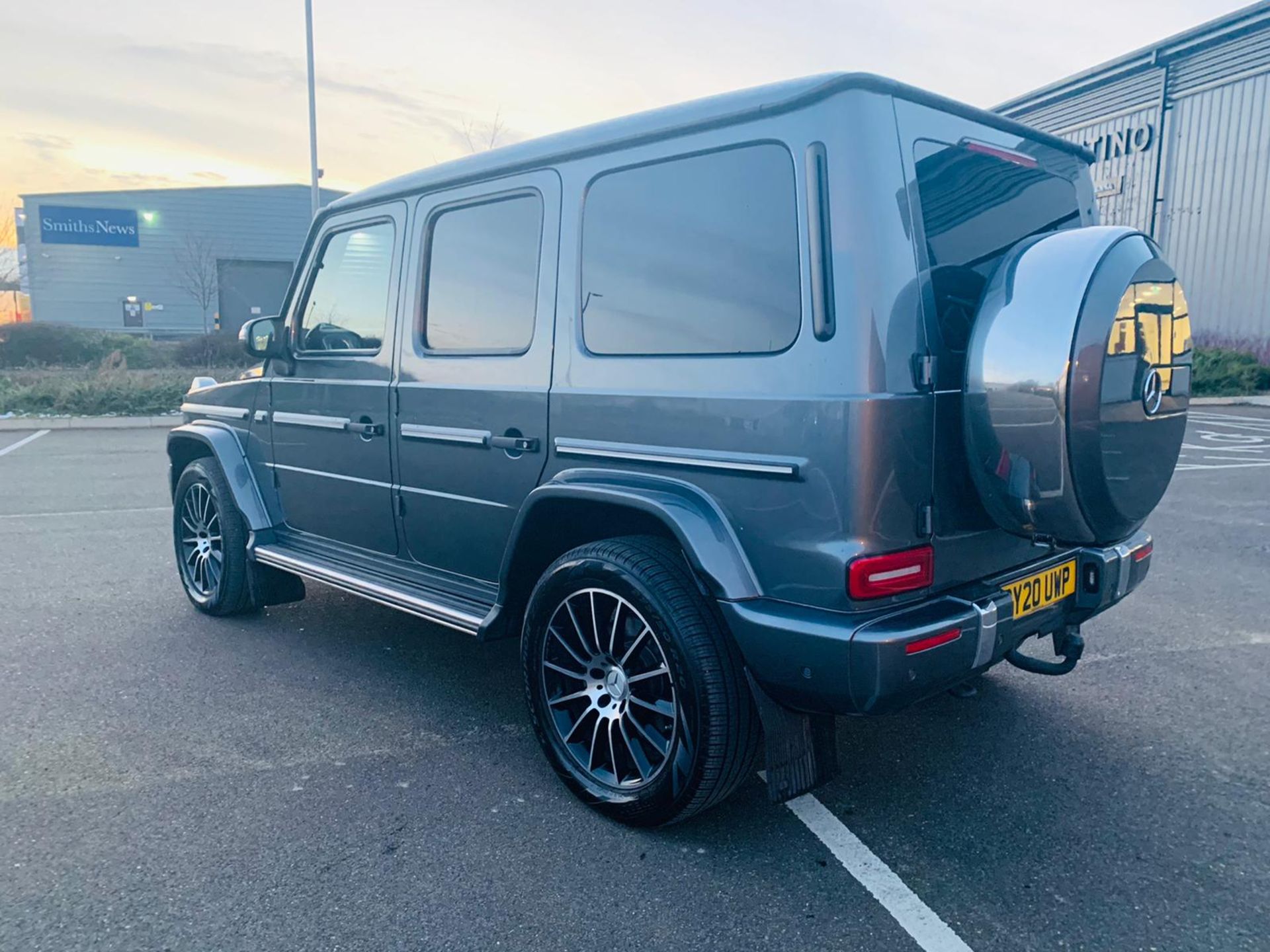 Mercedes G350d AMG LINE 9G-Tronic+ 4Matic 2020 20 Reg - 1 Owner - Only 9k Miles - HUGE SPEC - Image 5 of 41