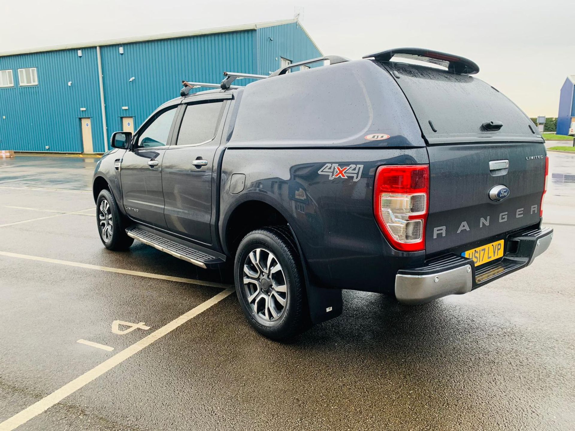 (RESERVE MET) Ford Ranger 2.2 TDCI LTD 4x4 Double Cab 2017 17 Reg - Reversing Cam -Leather - Sat Nav - Image 7 of 32