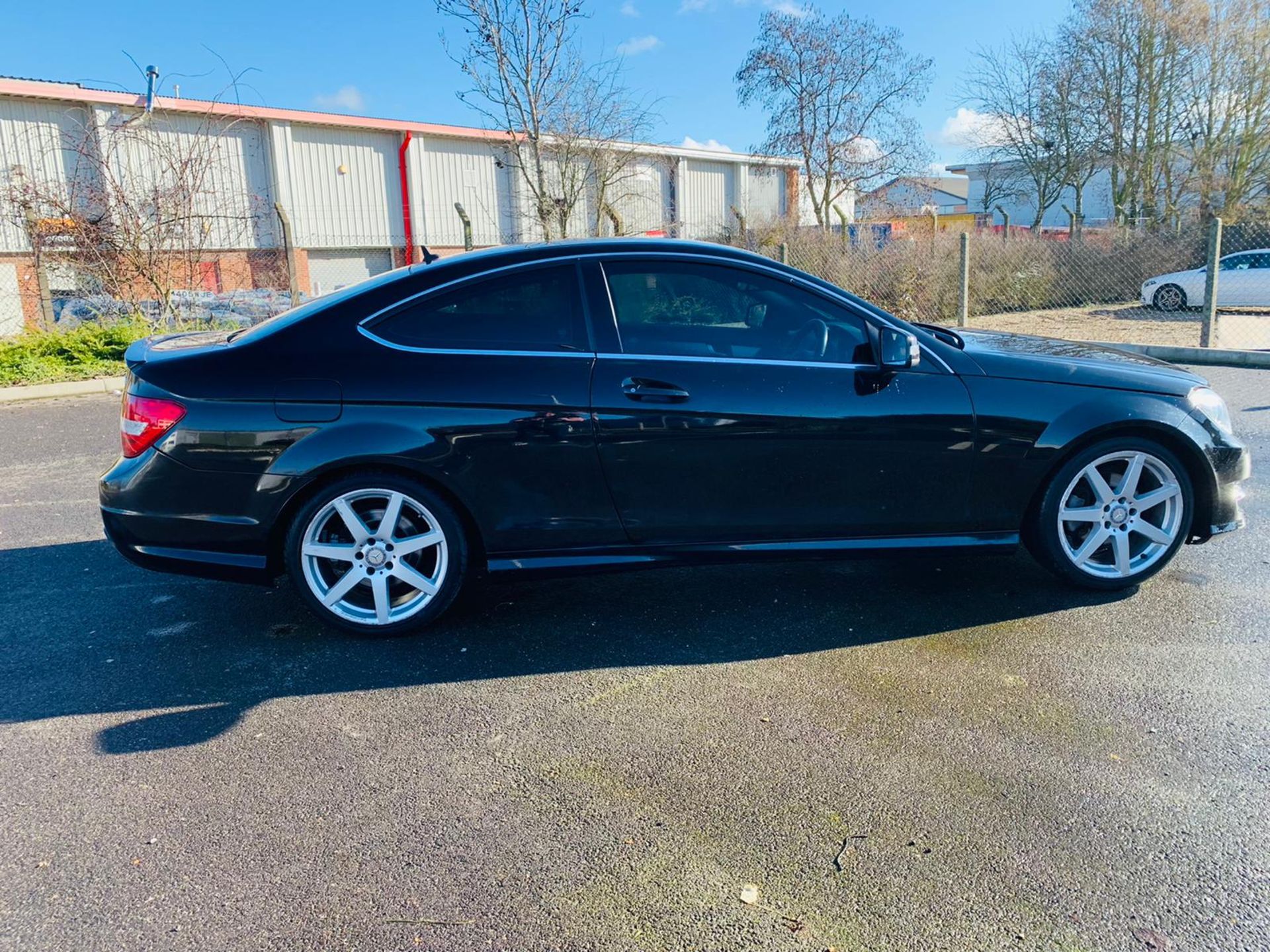 (RESERVE MET) Mercedes C220 CDI AMG Sport Edition Premium Coupe - Auto - 2015 15 Reg - Sat Nav - Image 5 of 25