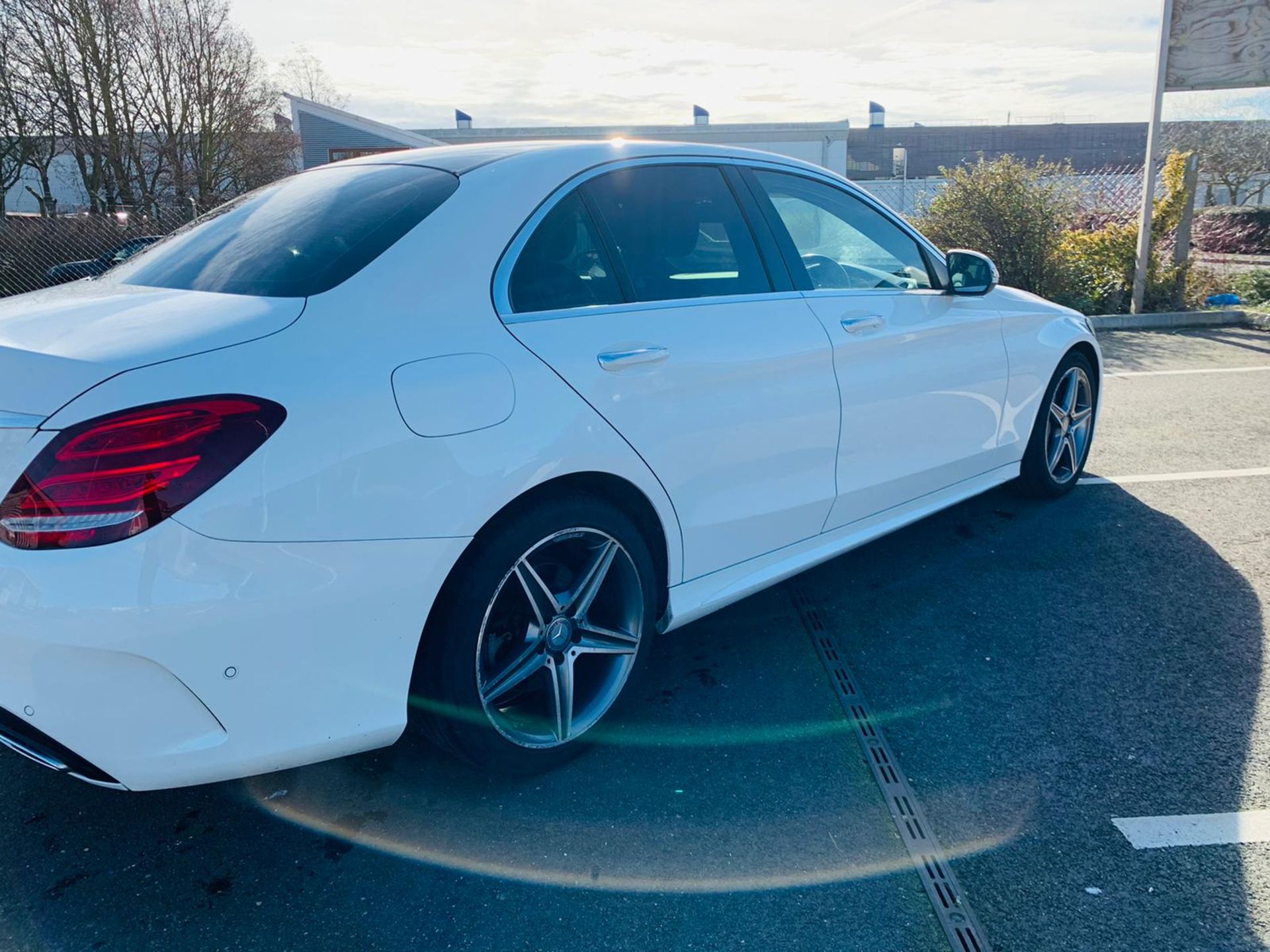 (RESERVE MET) Mercedes C300H AMG Line Premium Auto Electric Diesel Hybrid- 2016 Model - Pan Roof - - Image 11 of 38