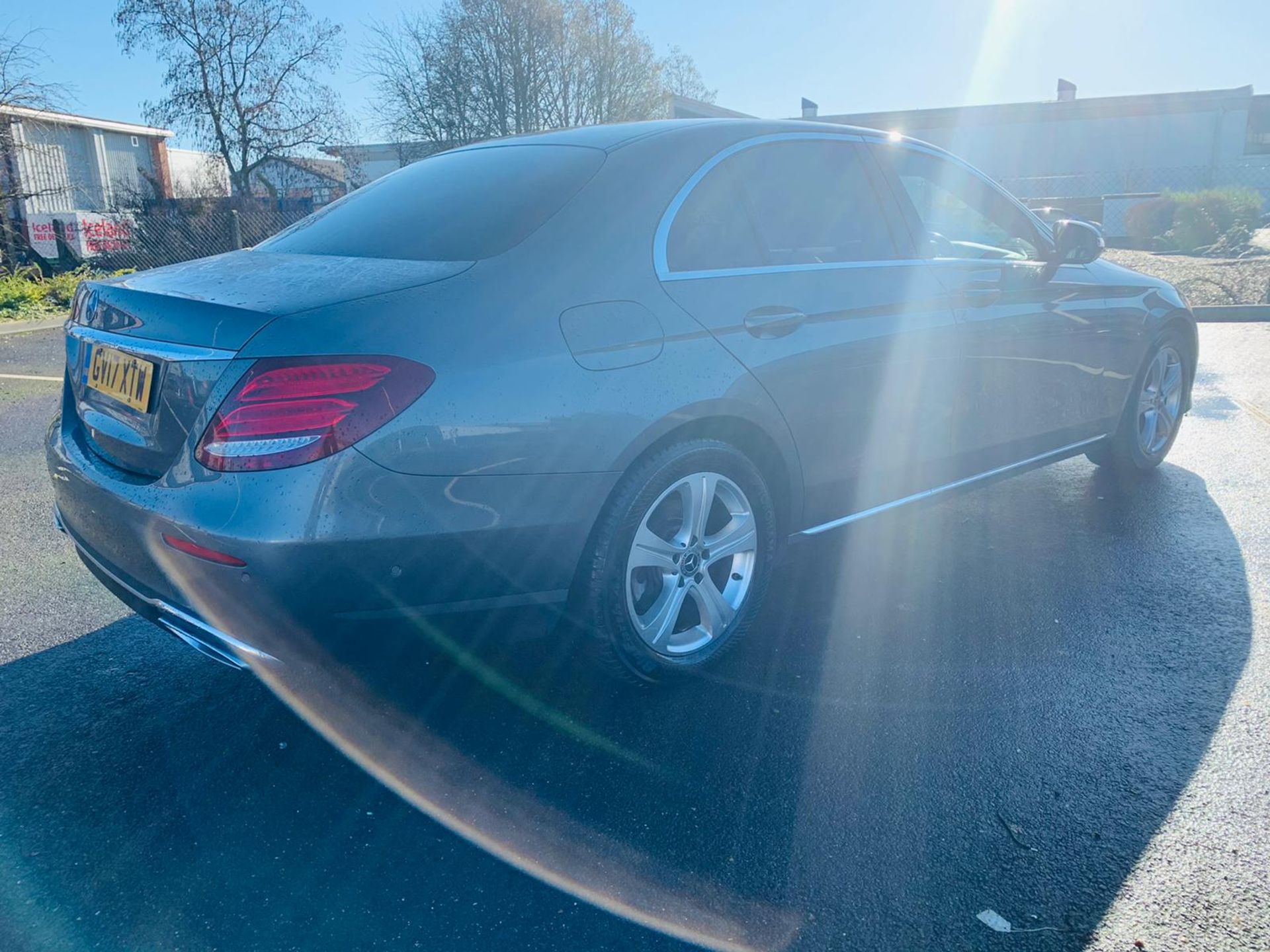 (Reserve Met)Mercedes E220d Special Equipment Auto 2017 17 Reg - Sat Nav - Reversing Cam - Image 9 of 27