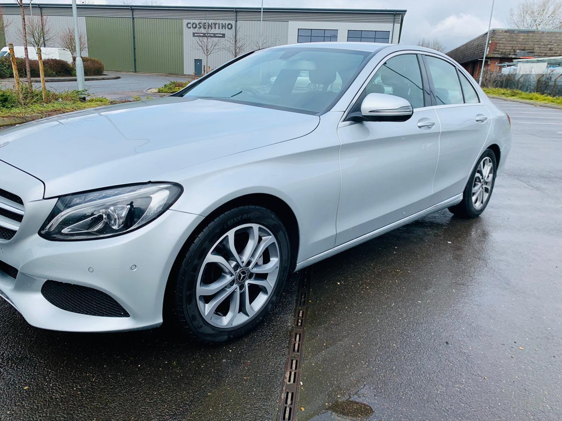 Mercedes C220d *Sport* Auto - 2018 18 Reg - Sat Nav - Reversing Cam - Leather - Image 10 of 31