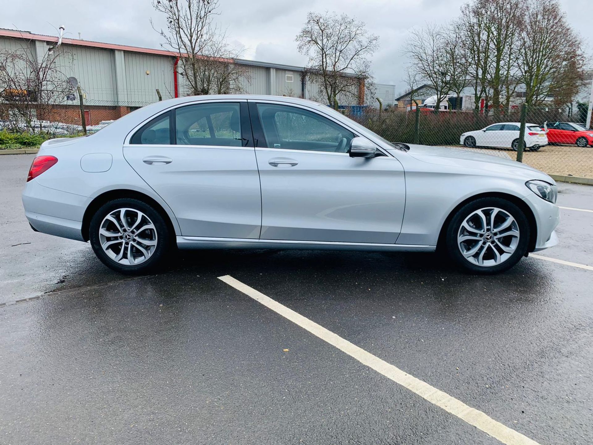 Mercedes C220d *Sport* Auto - 2018 18 Reg - Sat Nav - Reversing Cam - Leather - Image 4 of 31